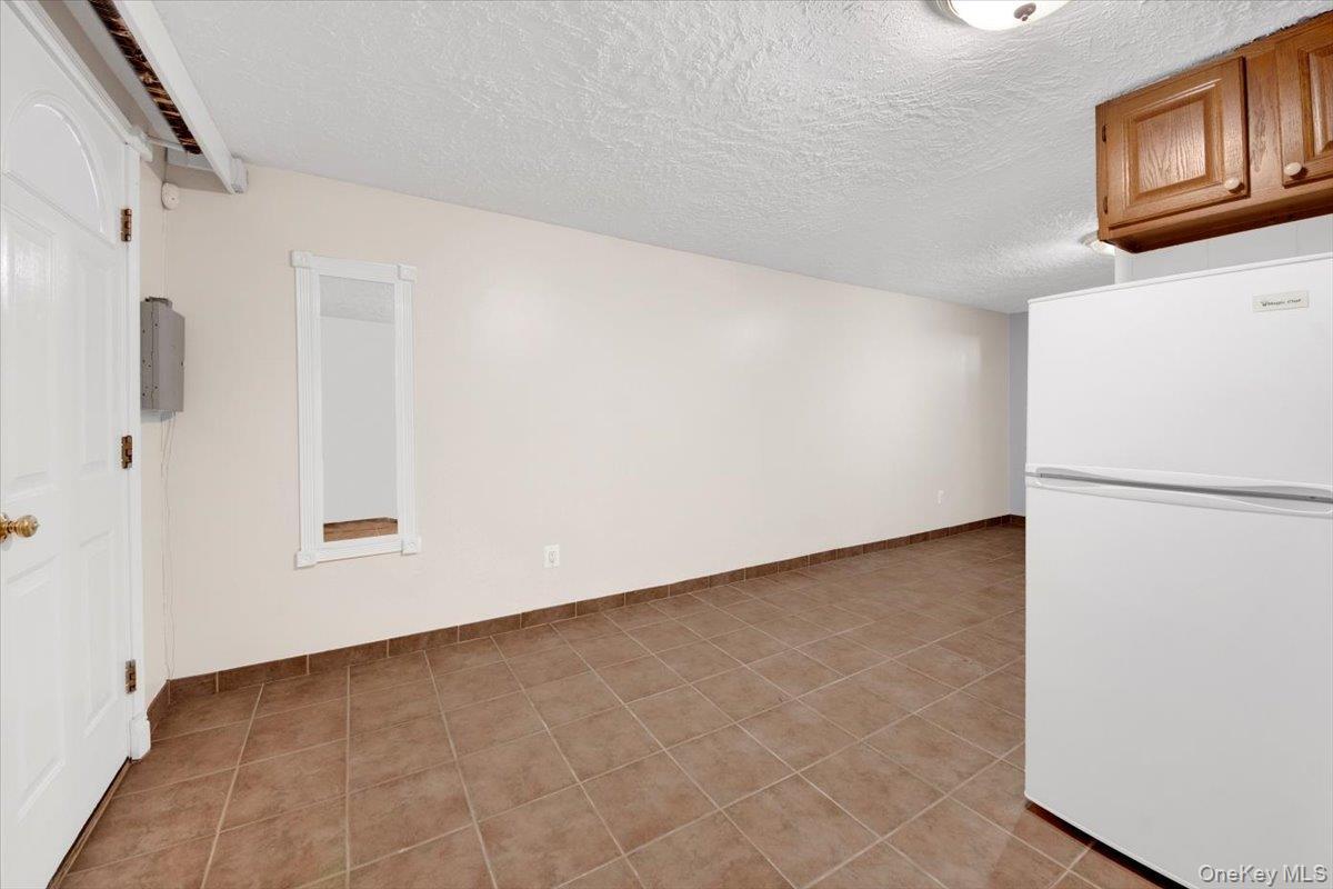 Single Family Ellsworth  Bronx, NY 10465, MLS-937409-23