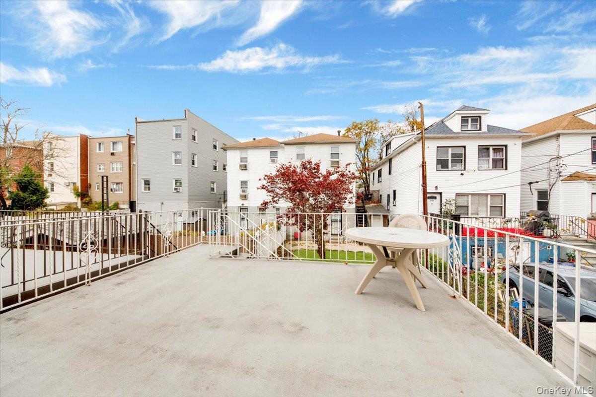 Single Family Ellsworth  Bronx, NY 10465, MLS-937409-3