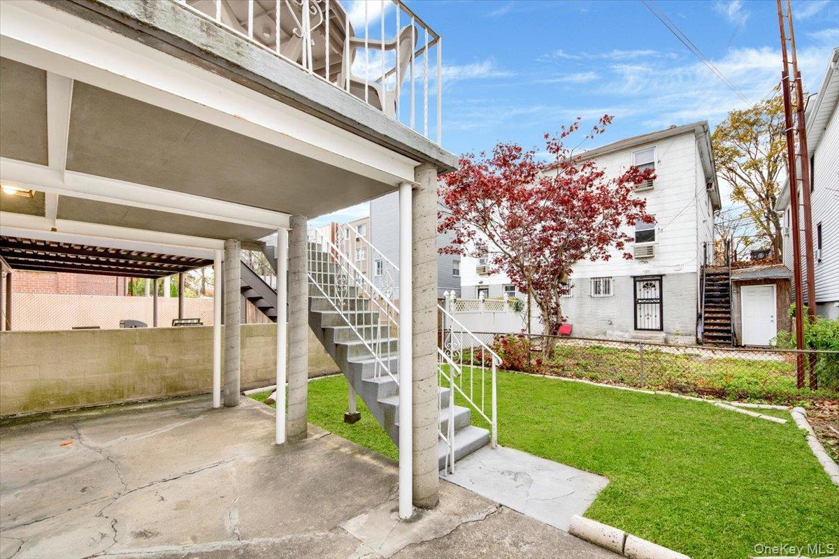 Single Family Ellsworth  Bronx, NY 10465, MLS-937409-5