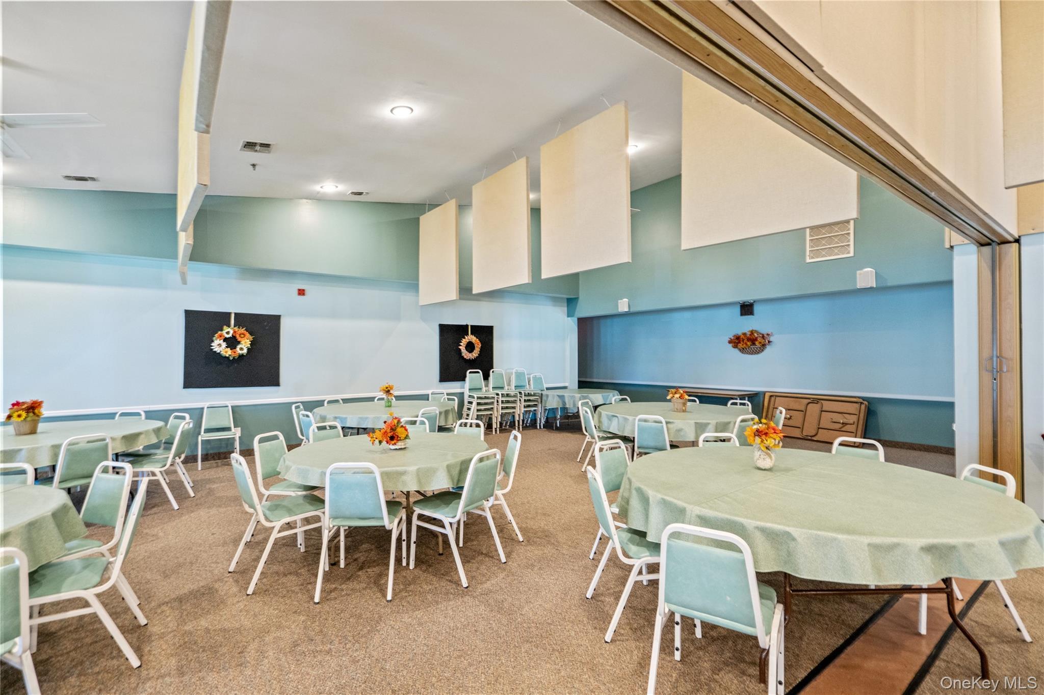 Single Family Revere  Suffolk County, NY 11782, MLS-937491-35