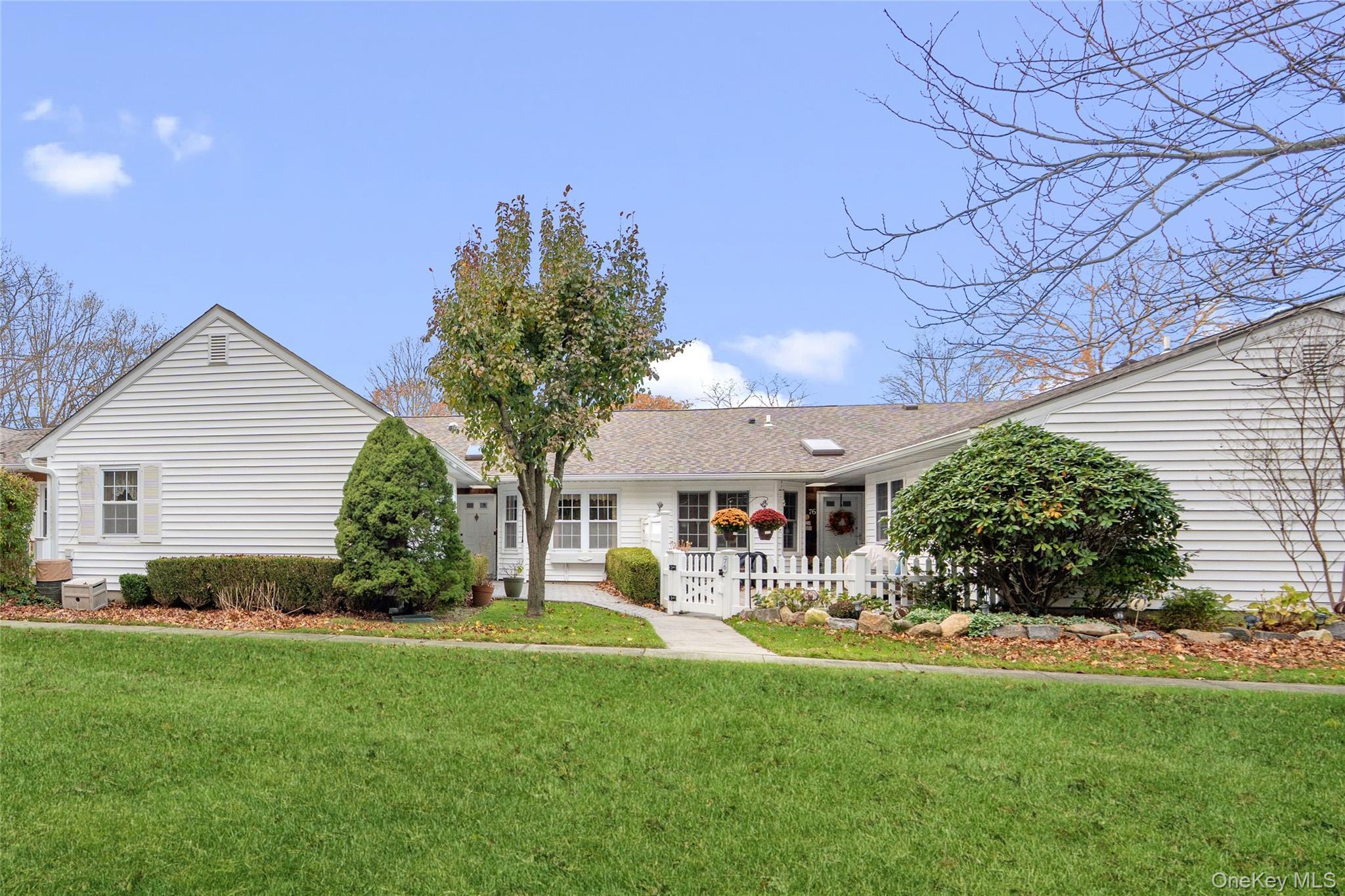 Single Family Revere  Suffolk County, NY 11782, MLS-937491-4