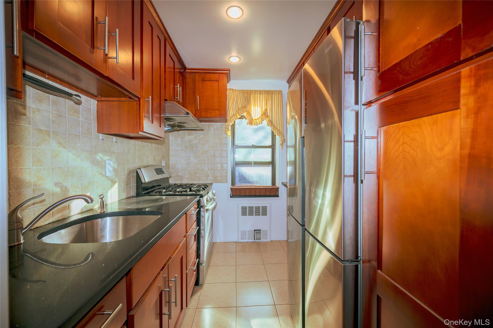 Coop Junction  Queens, NY 11372, MLS-937507-17