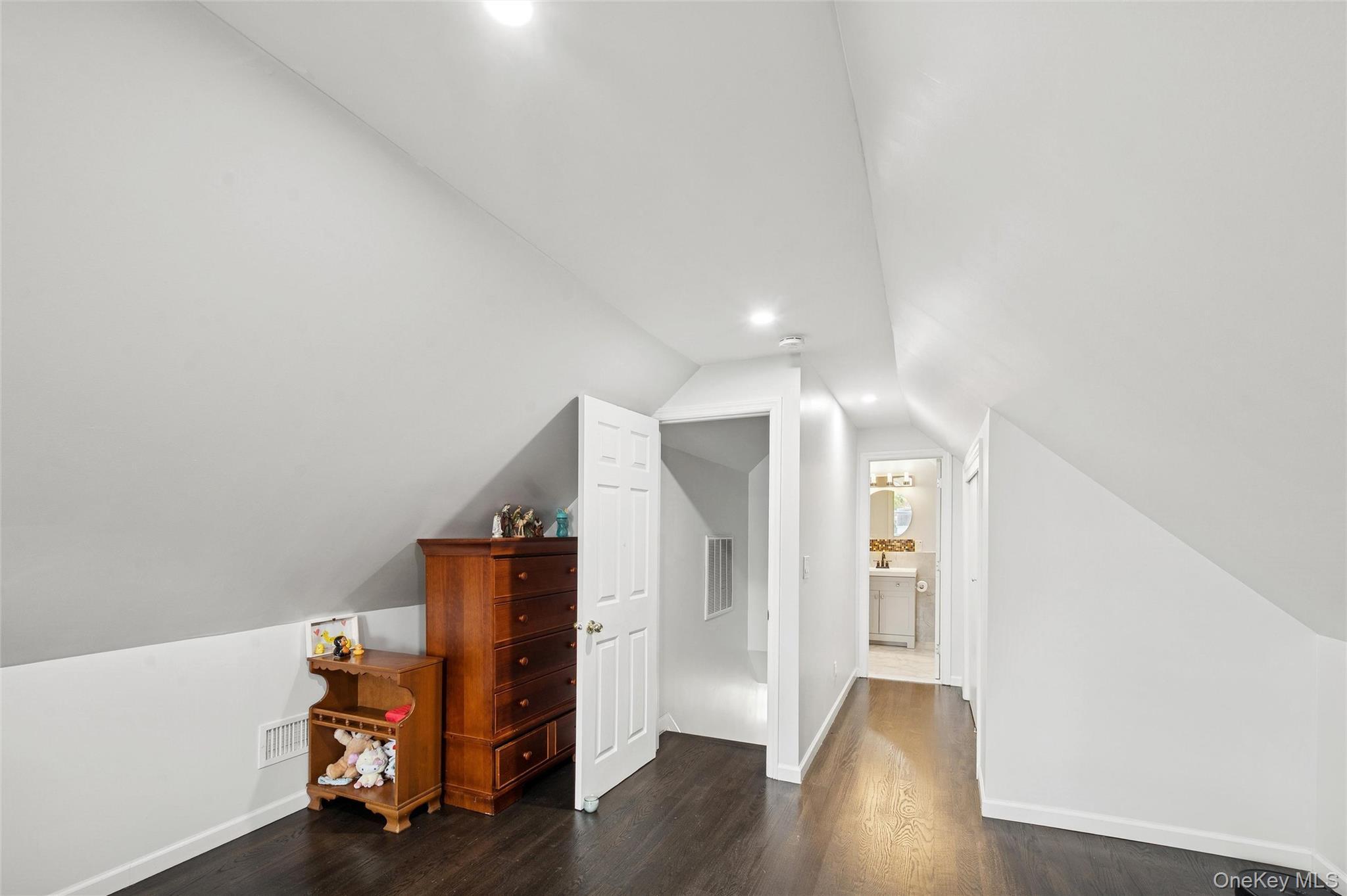 Single Family Caroline  Nassau County, NY 11010, MLS-937543-16