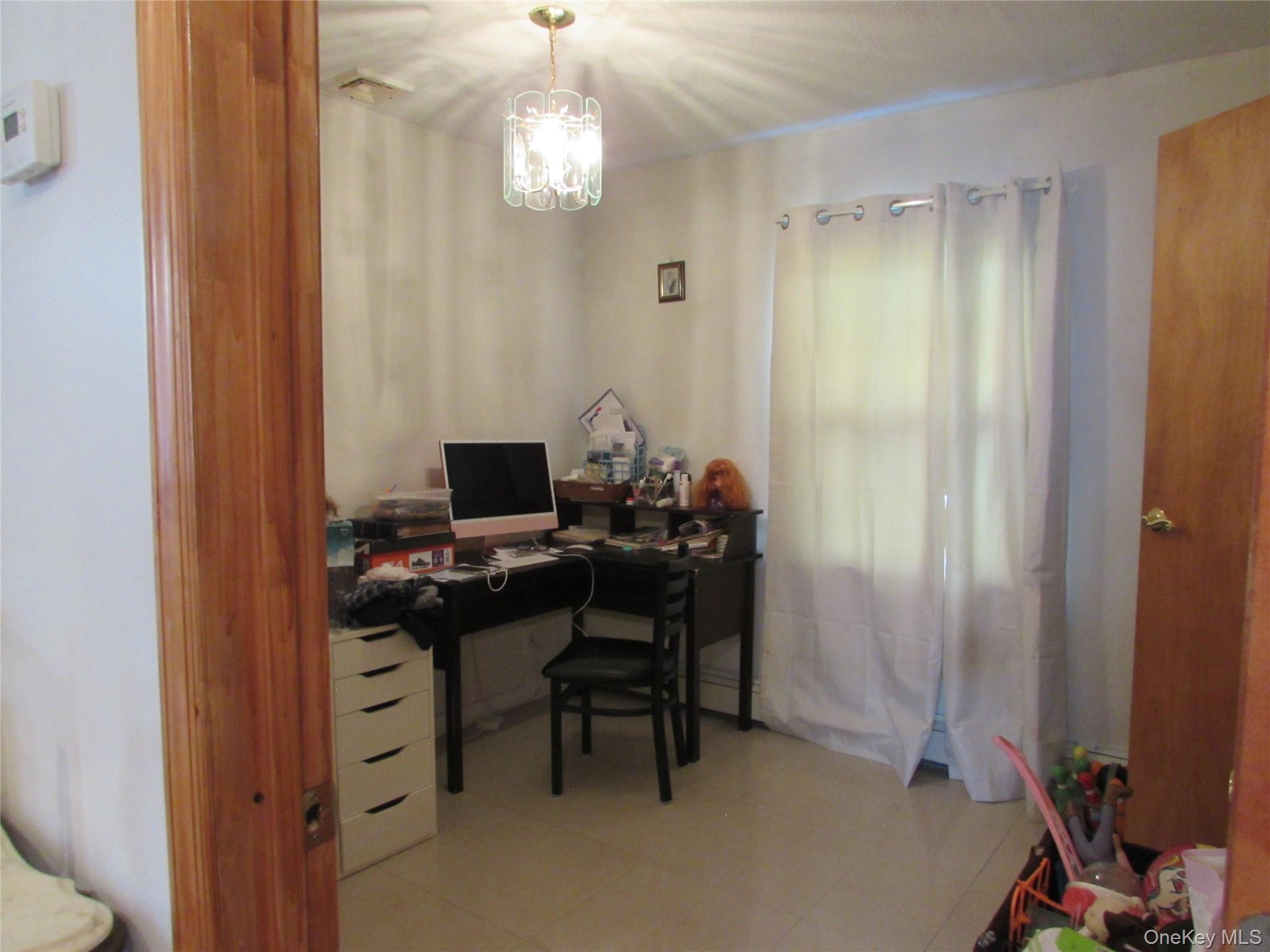 Single Family Windmill Suffolk County, NY 11704, MLS-937550-7