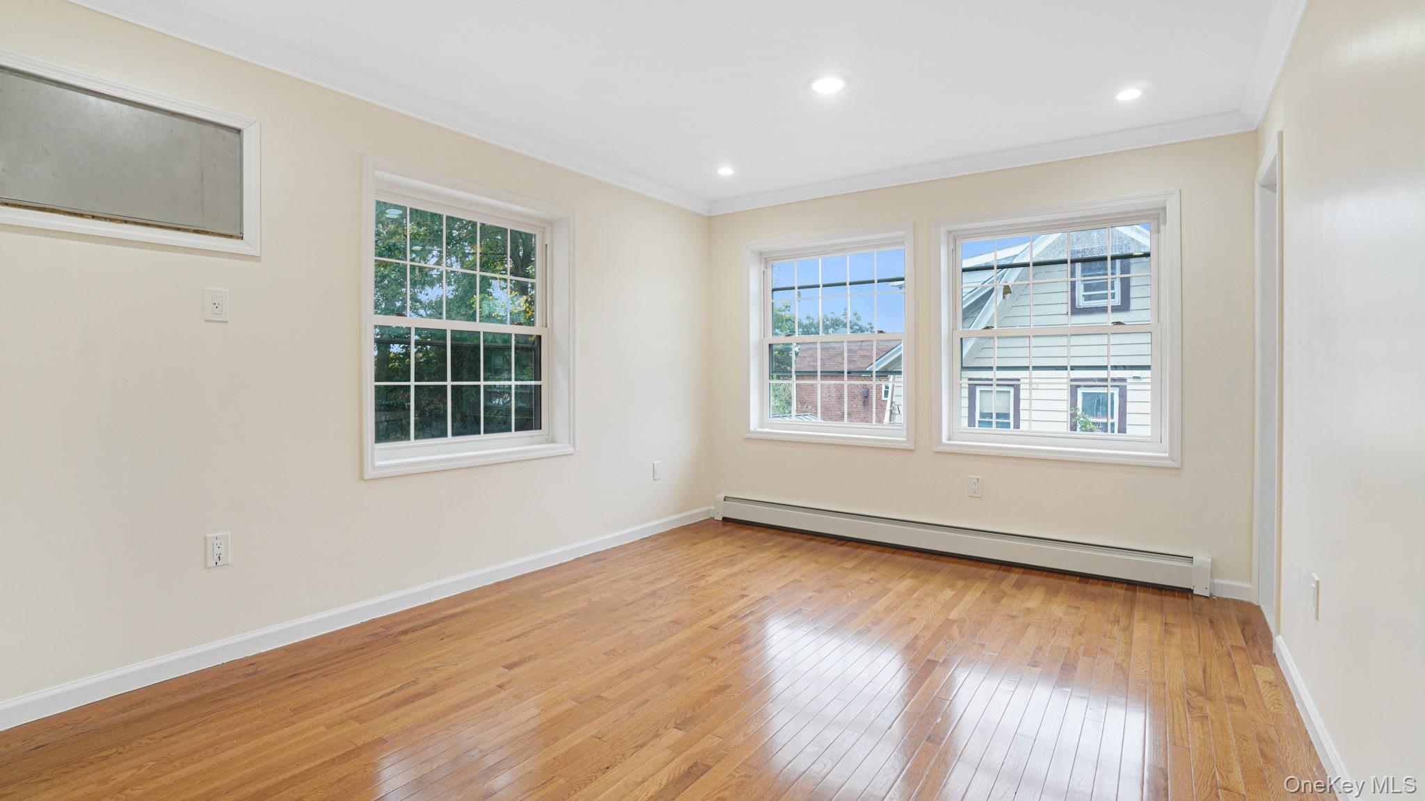 Single Family 165th  Queens, NY 11432, MLS-937579-31