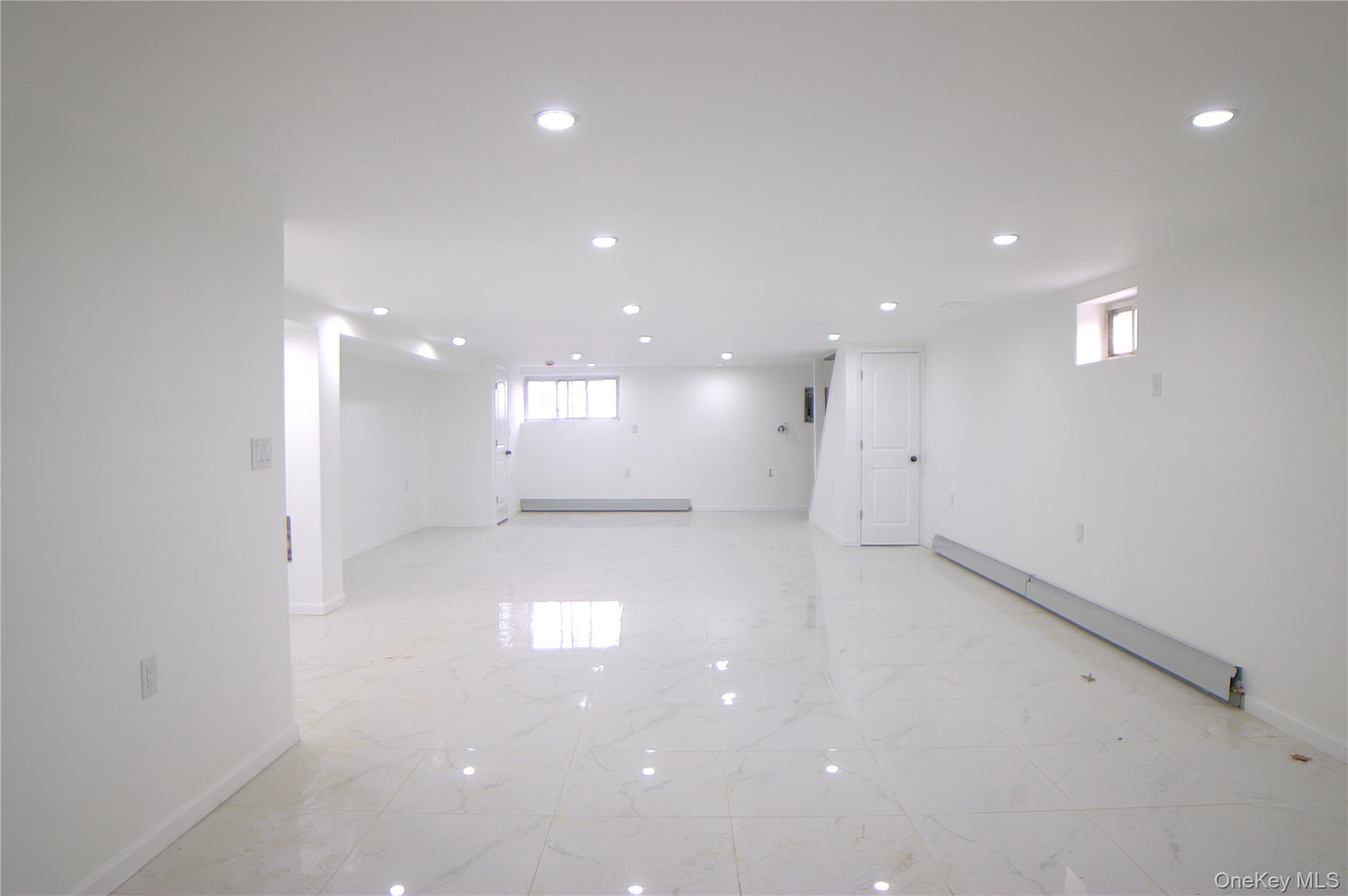 Single Family 222nd St  Queens, NY 11413, MLS-937582-11