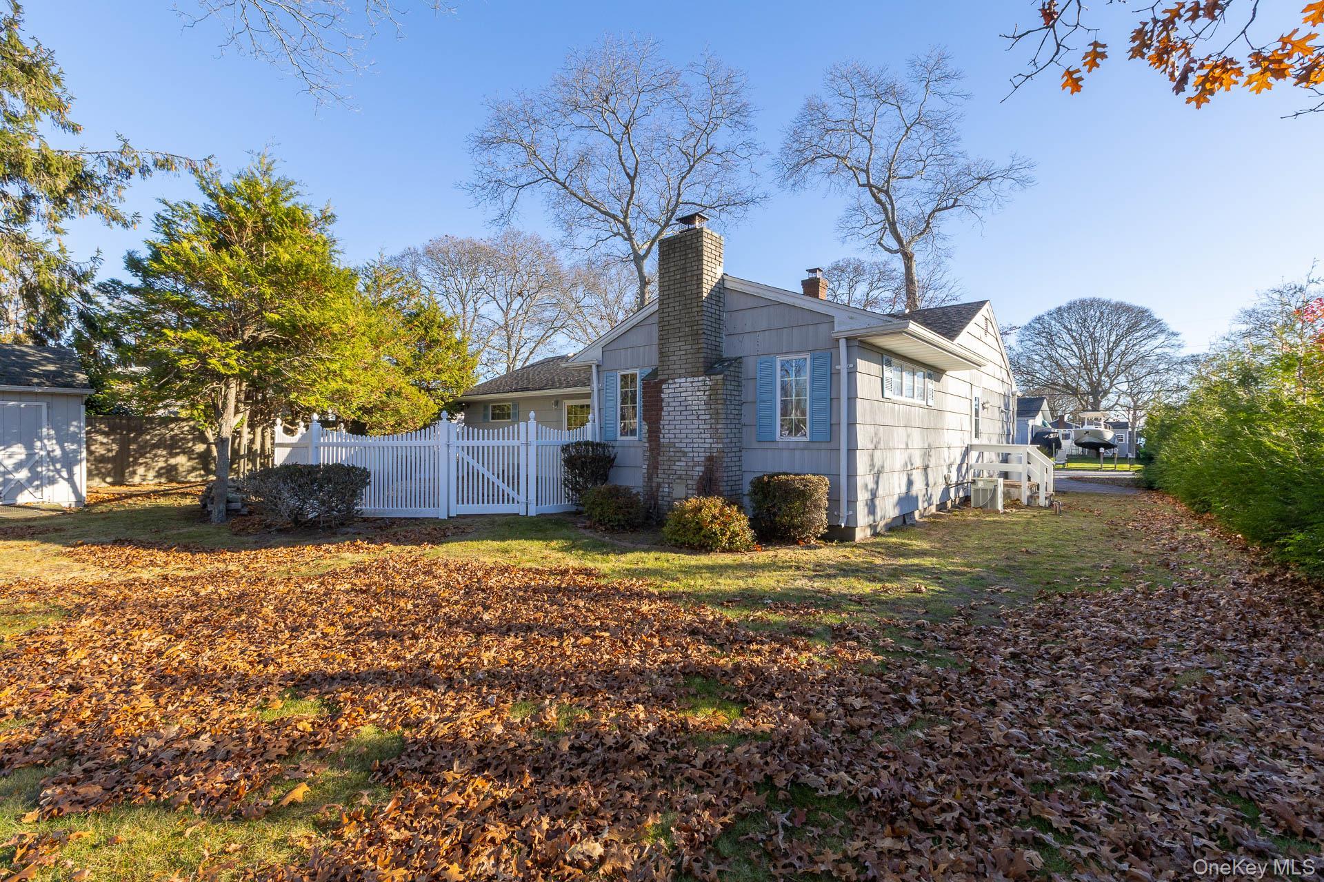 Single Family Whiting Suffolk County, NY 11942, MLS-937598-16