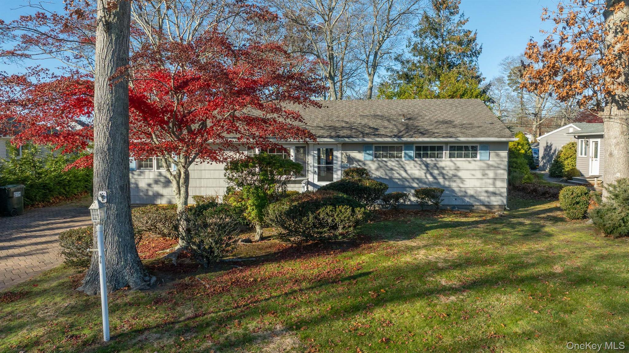 Single Family Whiting Suffolk County, NY 11942, MLS-937598-3