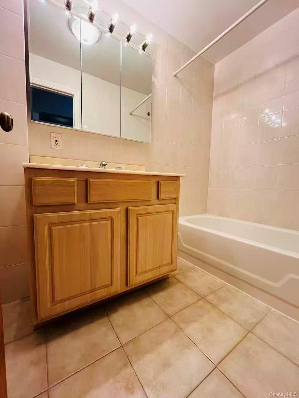 Single Family 124th Queens, NY 11415, MLS-937607-19