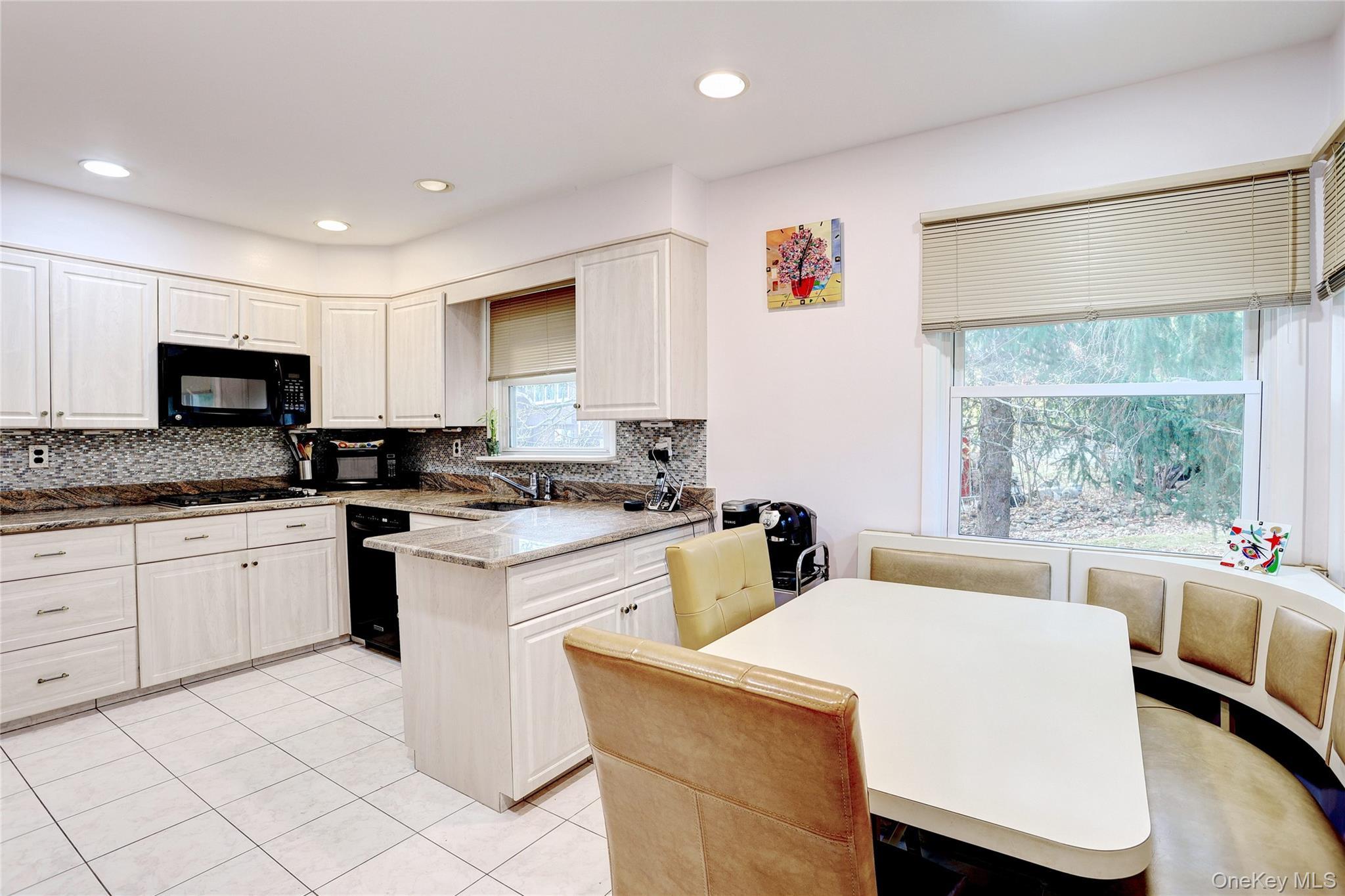 Single Family Berry Rockland County, NY 10983, MLS-937623-14