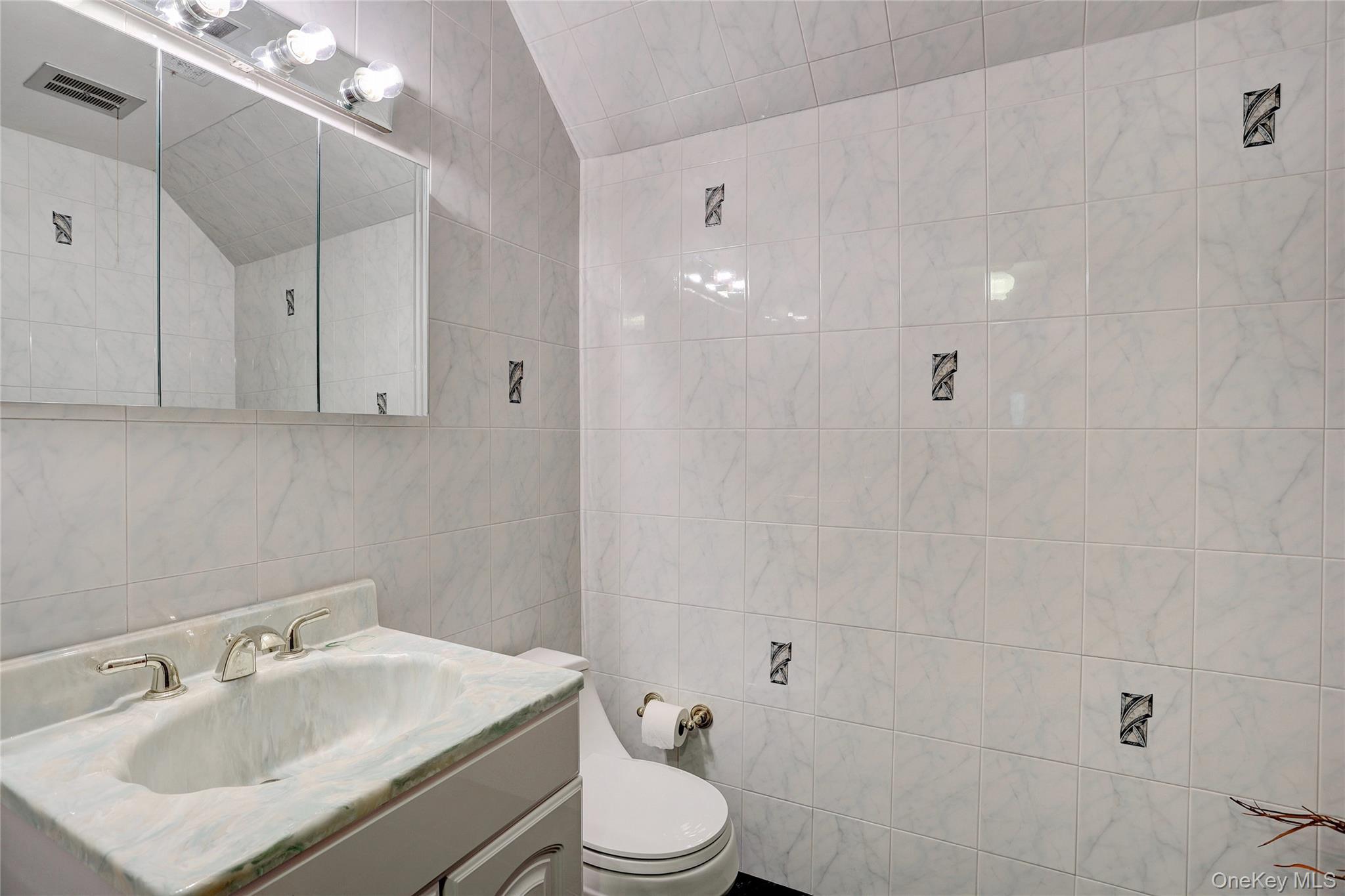 Single Family Berry Rockland County, NY 10983, MLS-937623-25