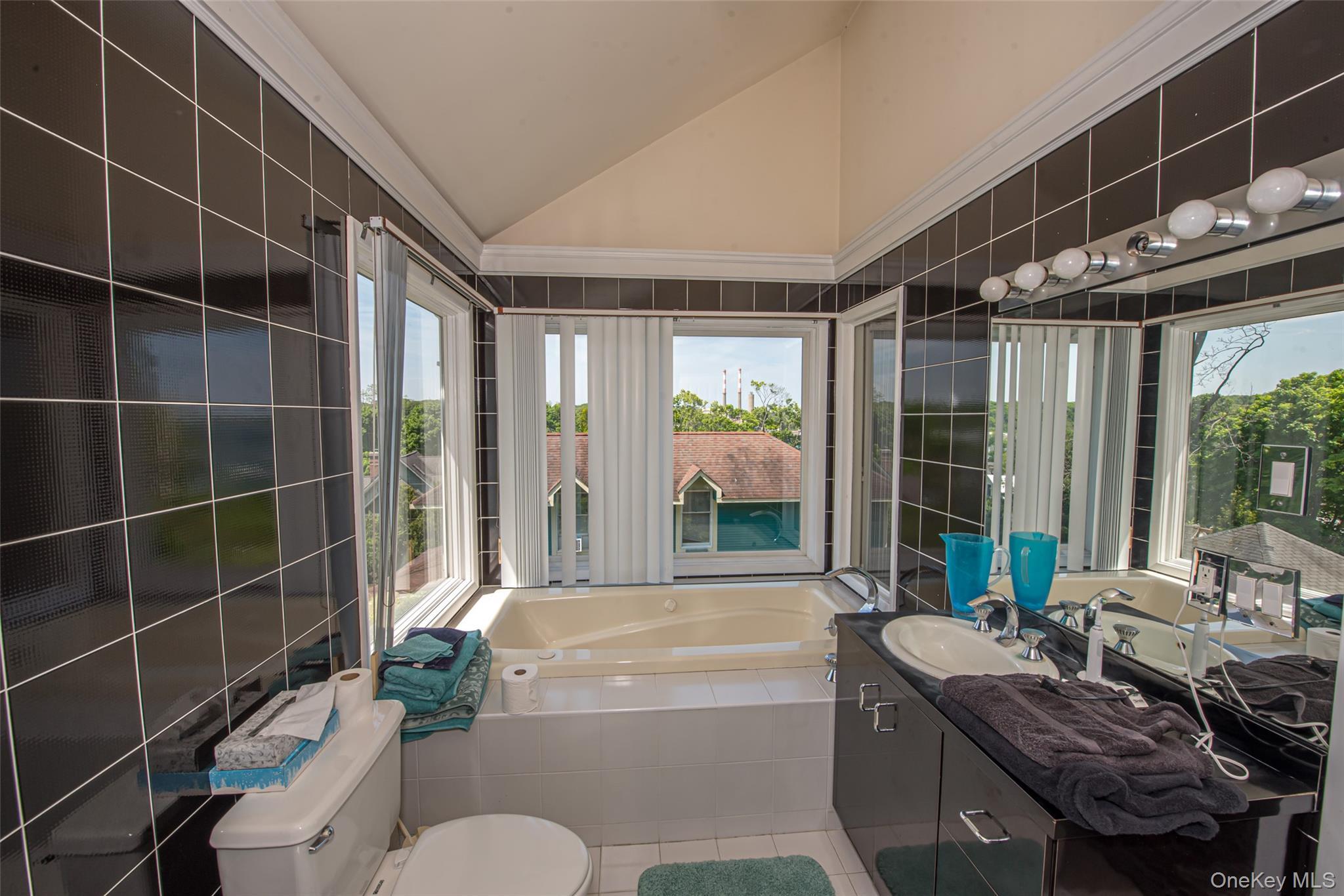 Single Family Bleeker Suffolk County, NY 11777, MLS-937633-27