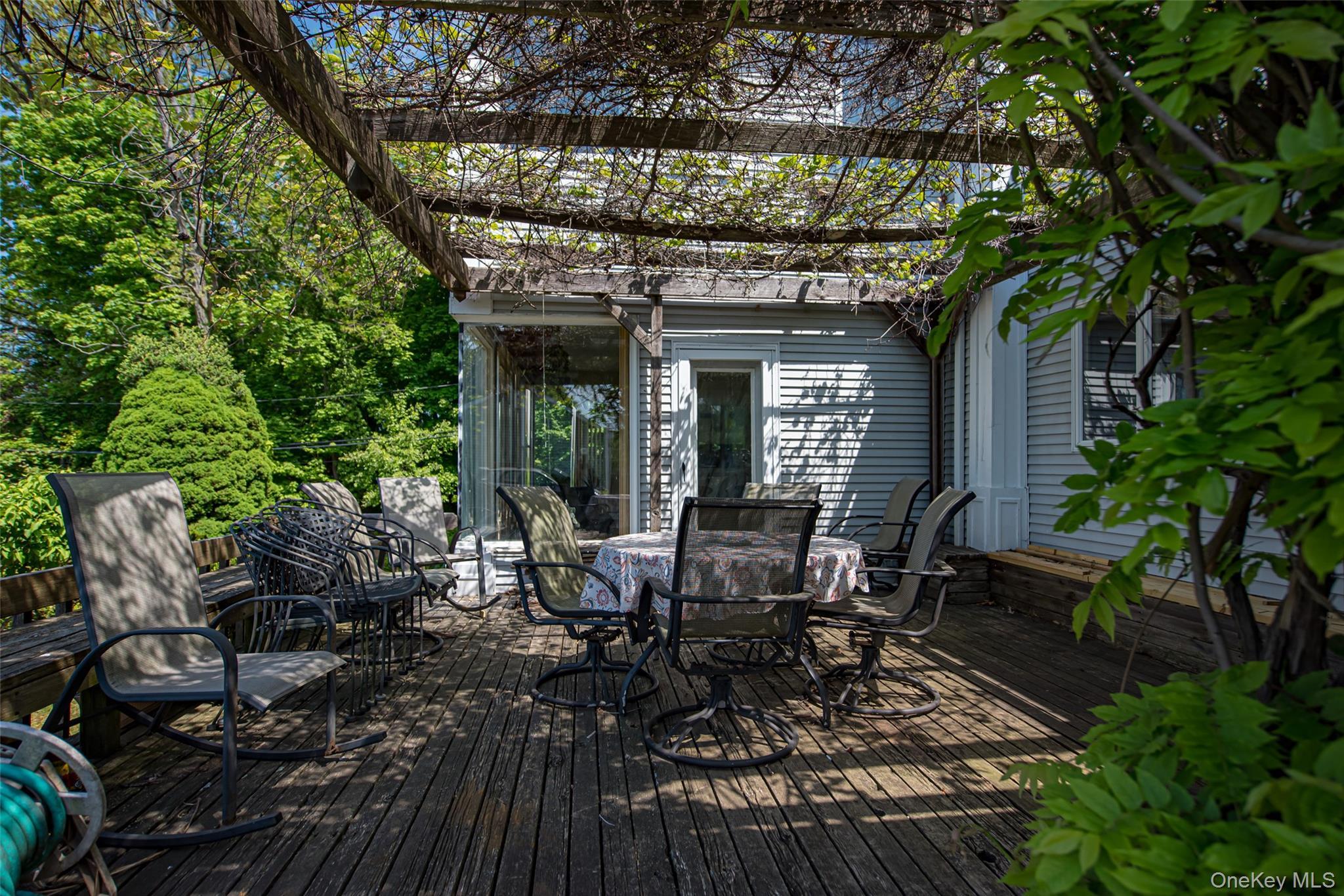 Single Family Bleeker Suffolk County, NY 11777, MLS-937633-38