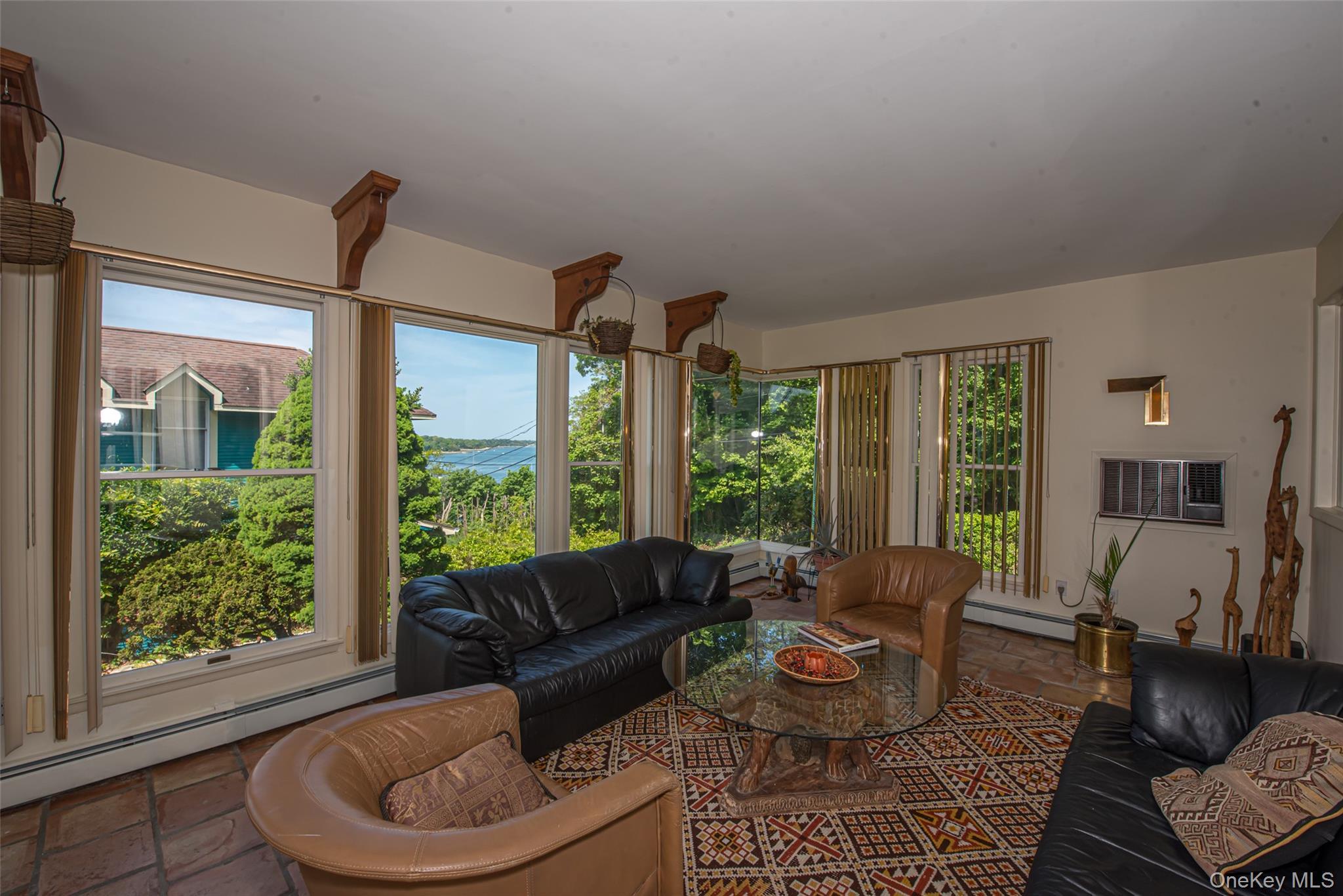 Single Family Bleeker Suffolk County, NY 11777, MLS-937633-5