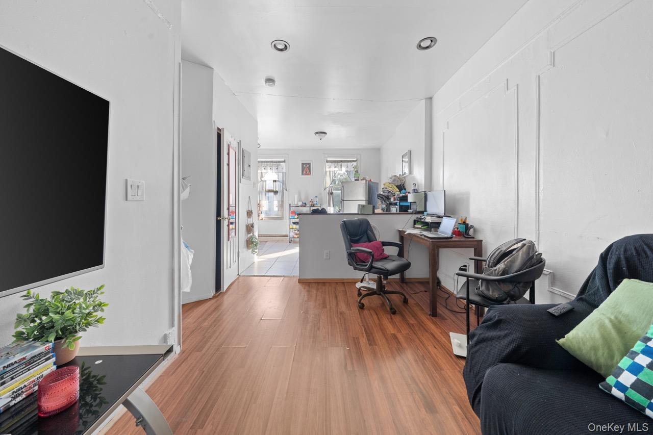 Single Family Hull  Brooklyn, NY 11233, MLS-937651-24