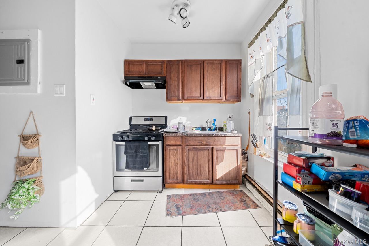Single Family Hull  Brooklyn, NY 11233, MLS-937651-26