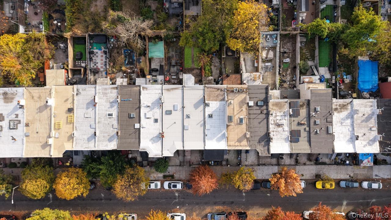 Single Family Hull  Brooklyn, NY 11233, MLS-937651-35