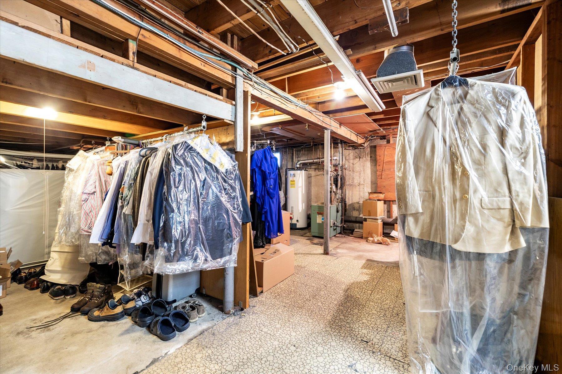 Single Family Thorn Nassau County, NY 11572, MLS-937691-20