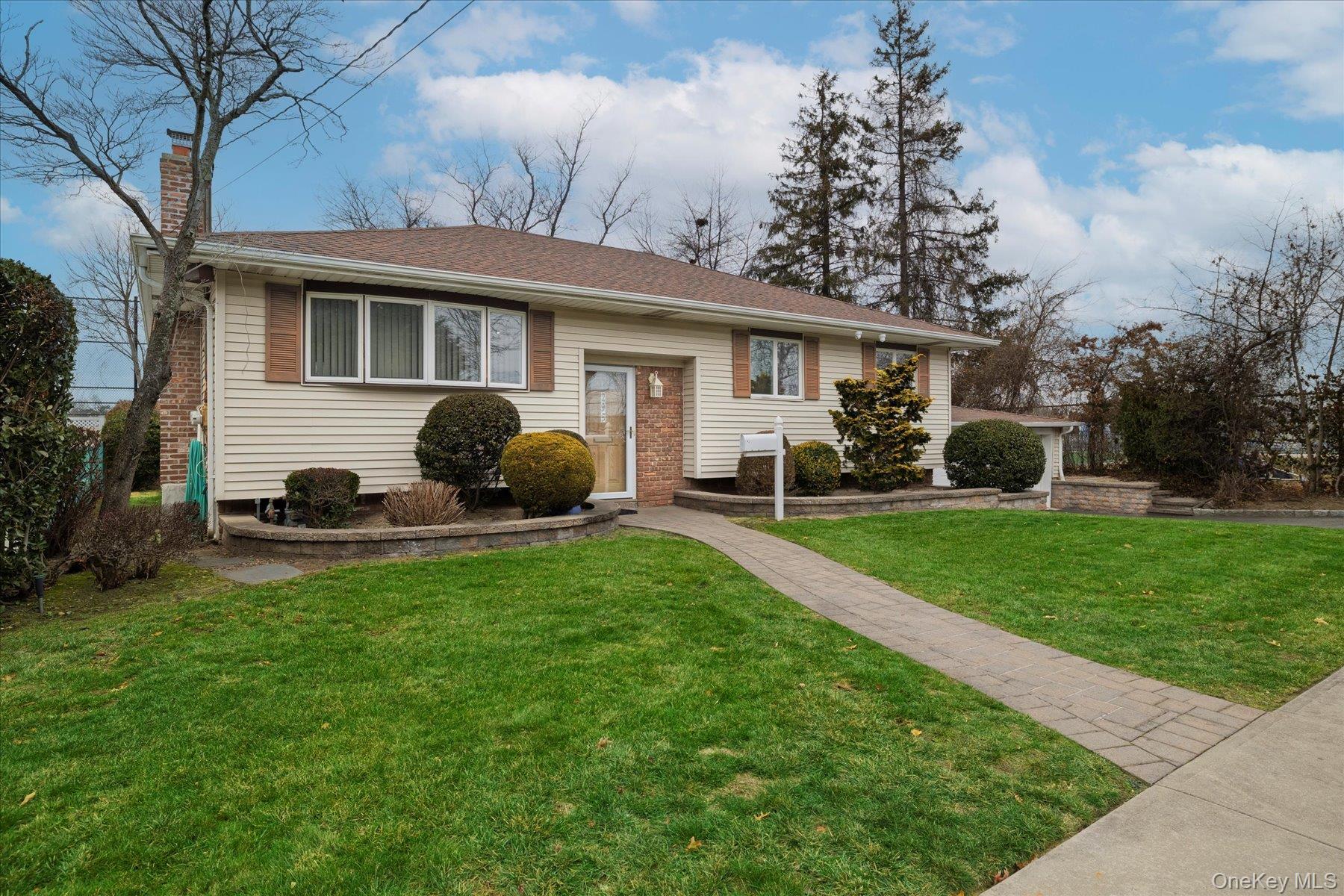 Single Family Thorn Nassau County, NY 11572, MLS-937691-3