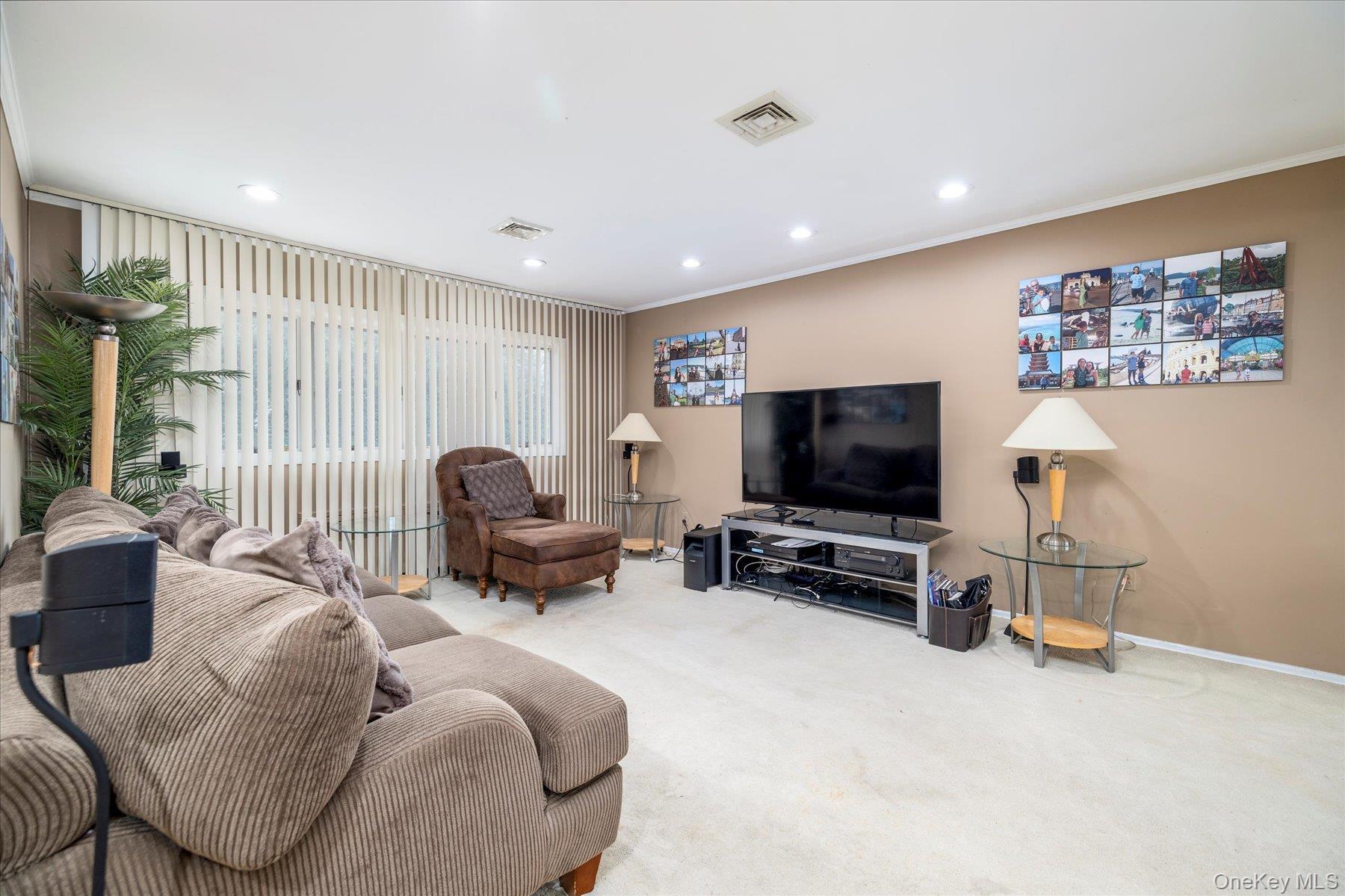 Single Family Thorn Nassau County, NY 11572, MLS-937691-6