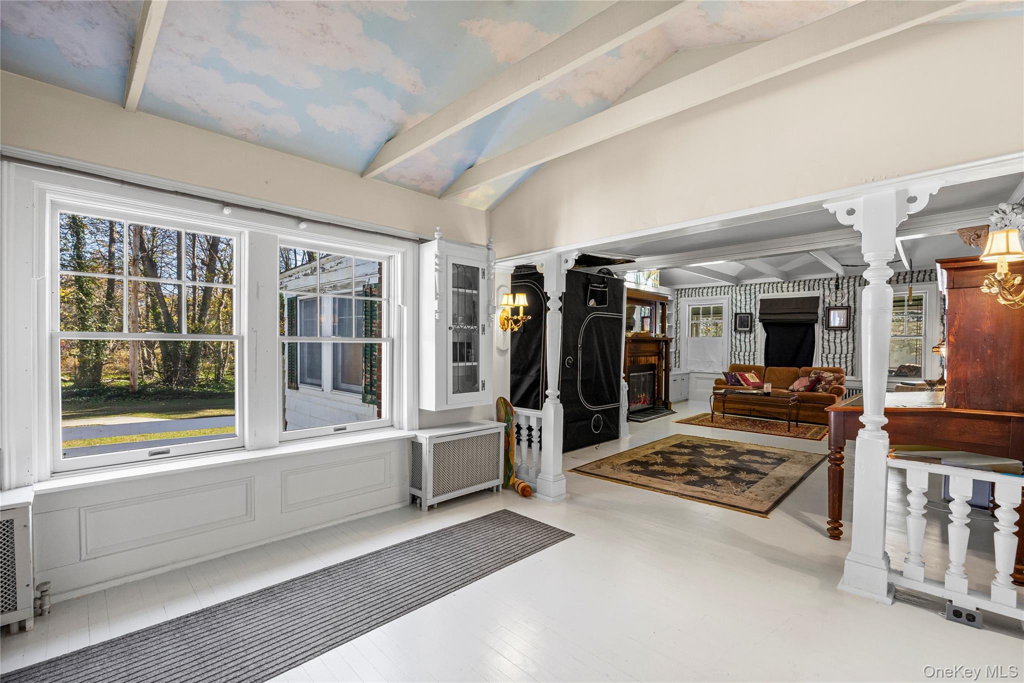 Single Family Middle Suffolk County, NY 11705, MLS-937714-17