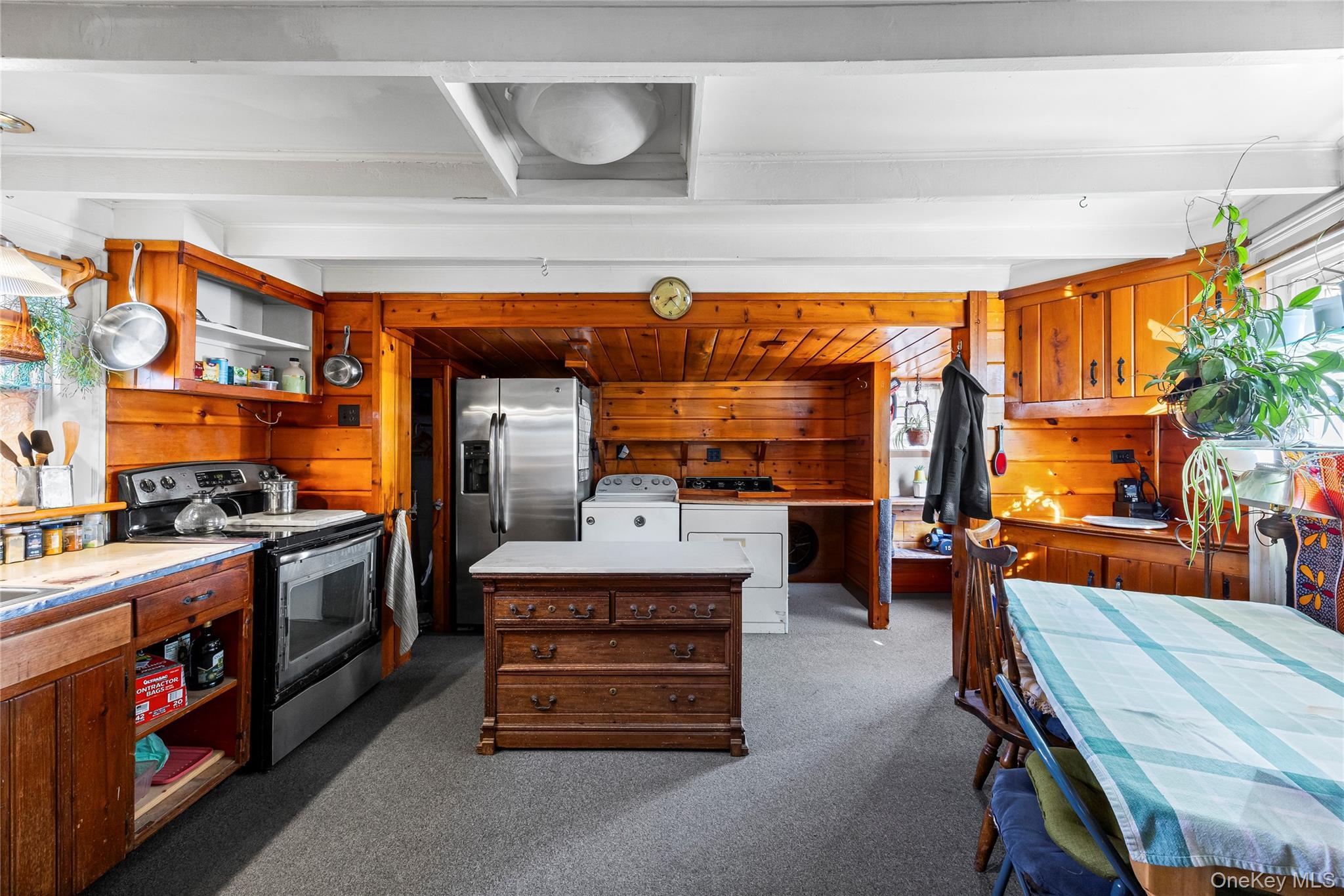 Single Family Middle Suffolk County, NY 11705, MLS-937714-18