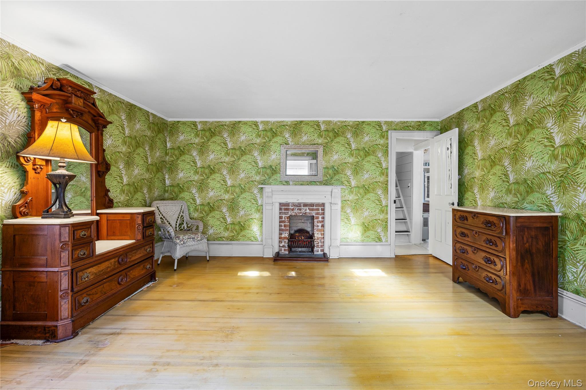 Single Family Middle Suffolk County, NY 11705, MLS-937714-23