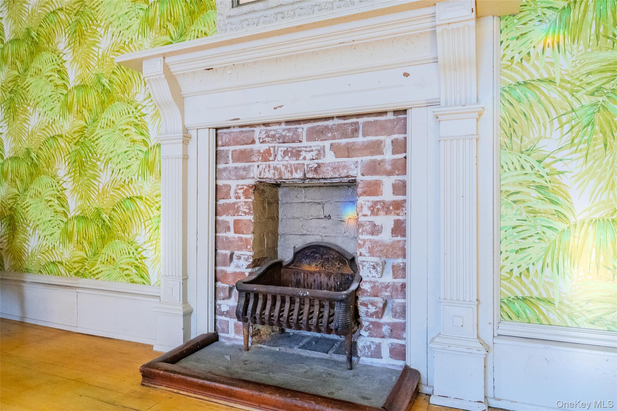 Single Family Middle Suffolk County, NY 11705, MLS-937714-24