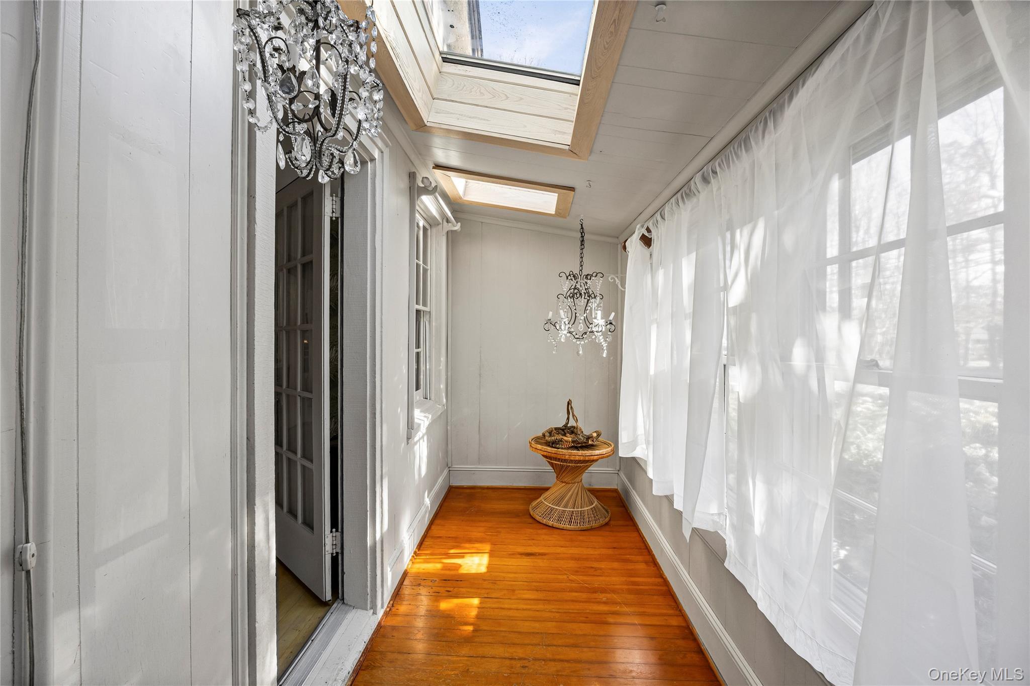 Single Family Middle Suffolk County, NY 11705, MLS-937714-25