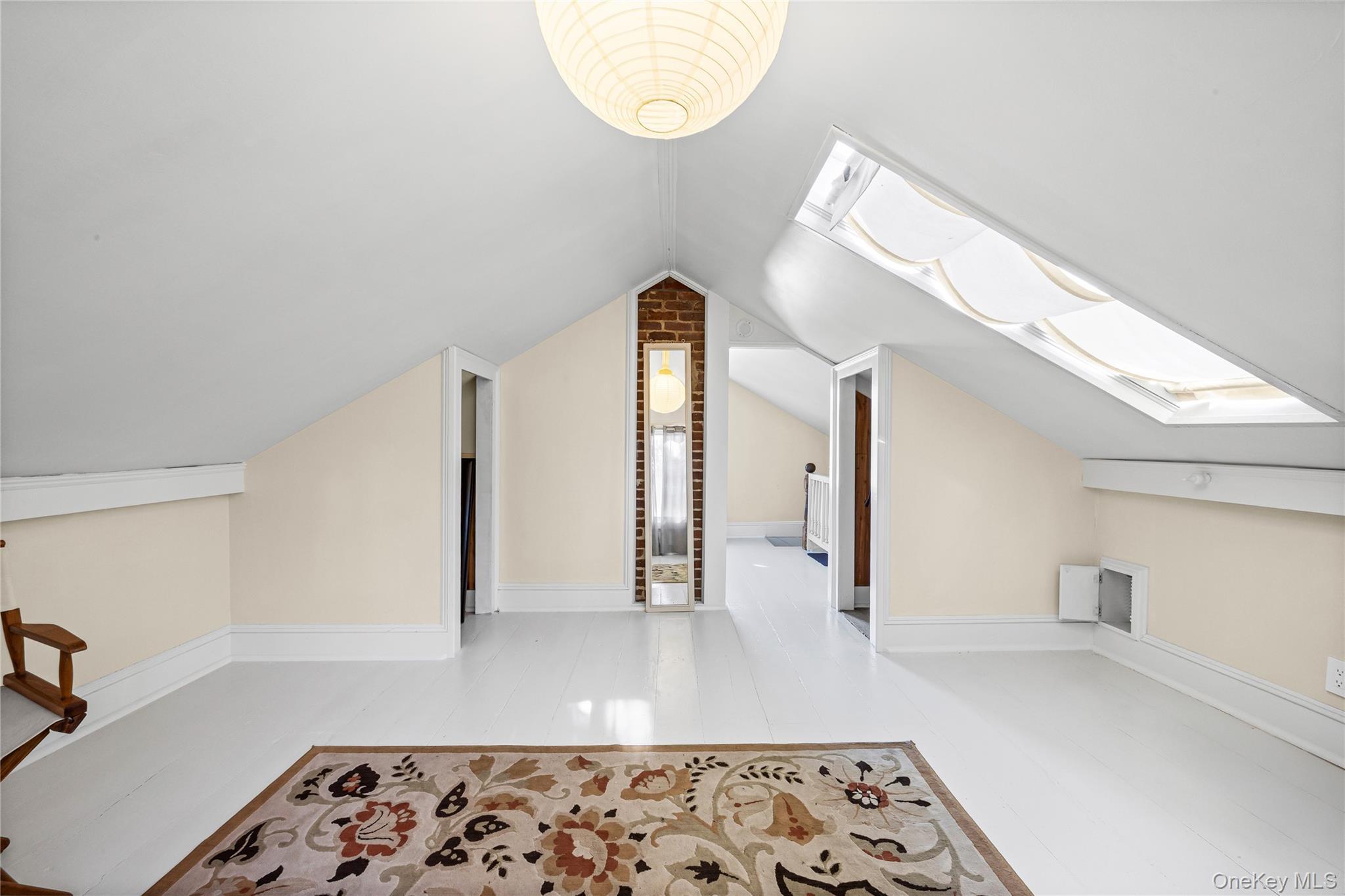 Single Family Middle Suffolk County, NY 11705, MLS-937714-32