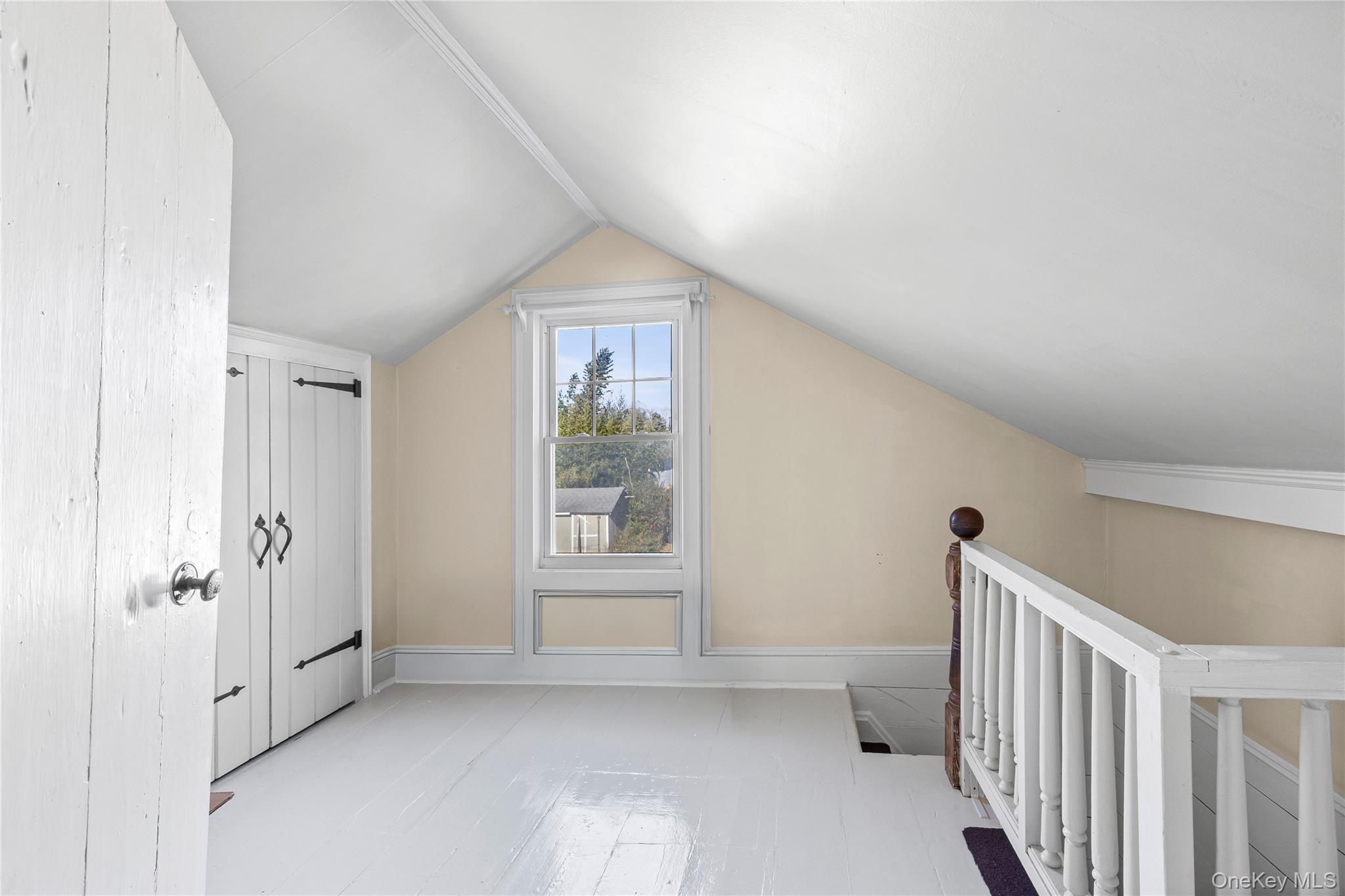 Single Family Middle Suffolk County, NY 11705, MLS-937714-33