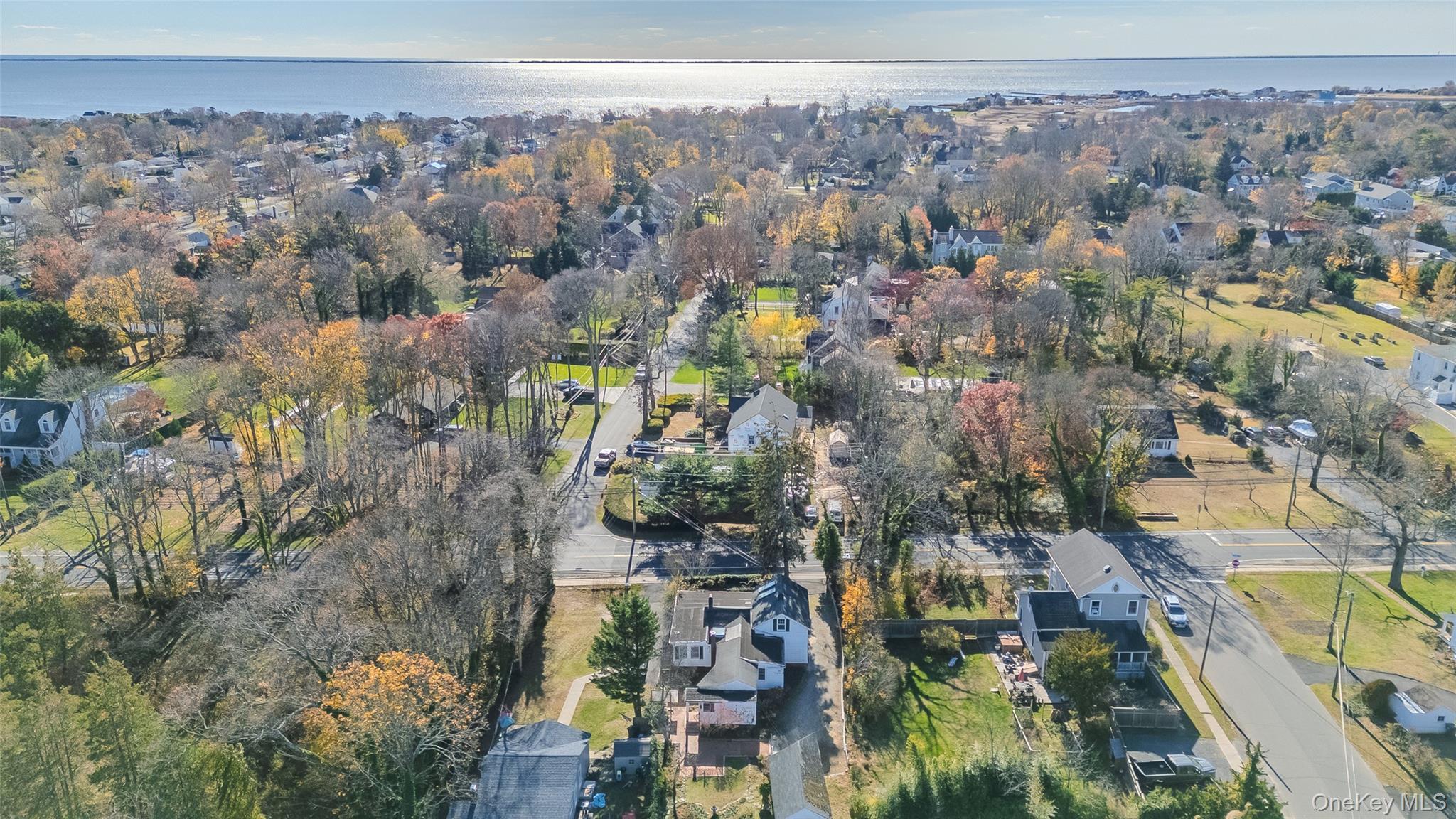 Single Family Middle Suffolk County, NY 11705, MLS-937714-42