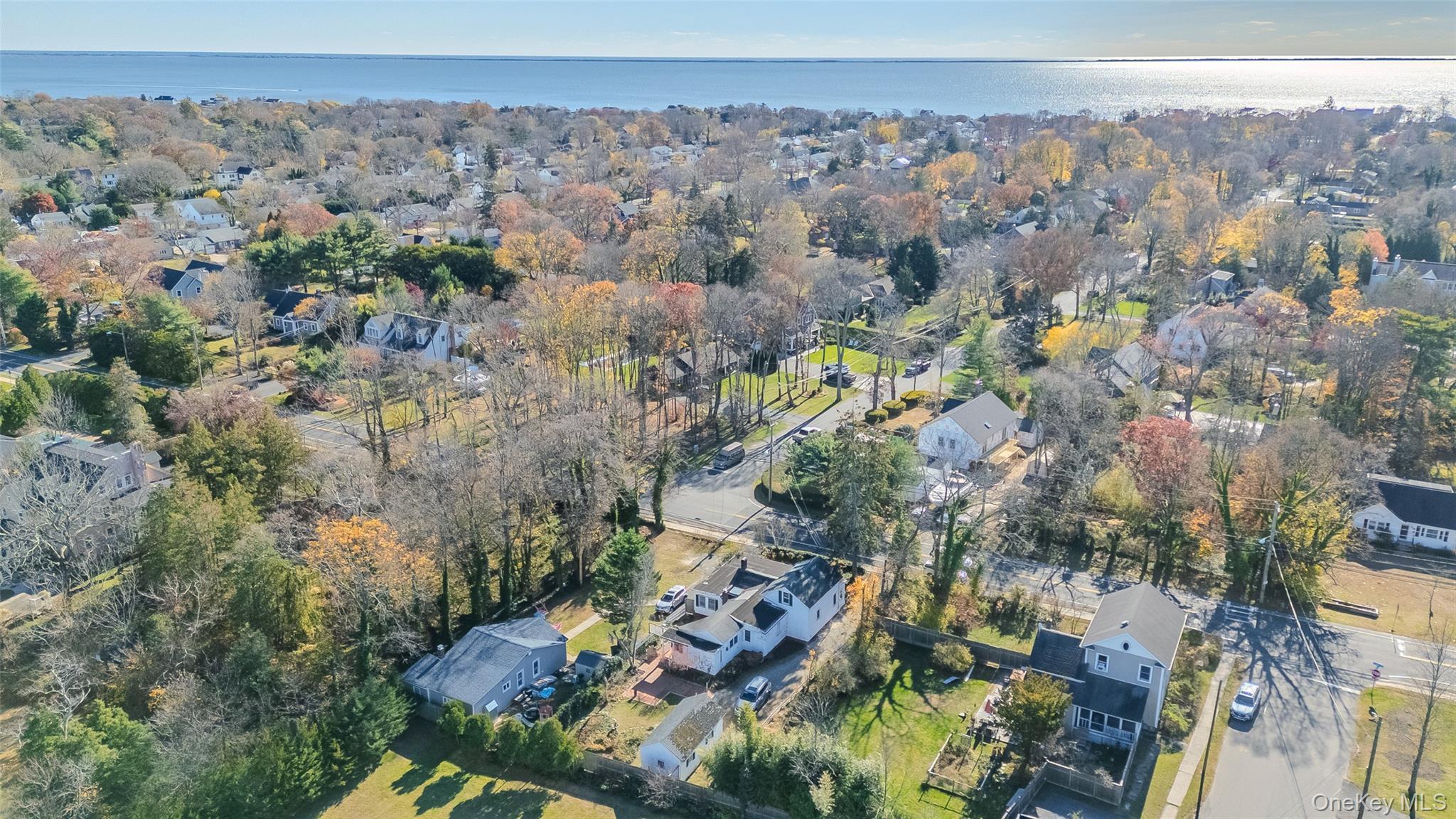 Single Family Middle Suffolk County, NY 11705, MLS-937714-43