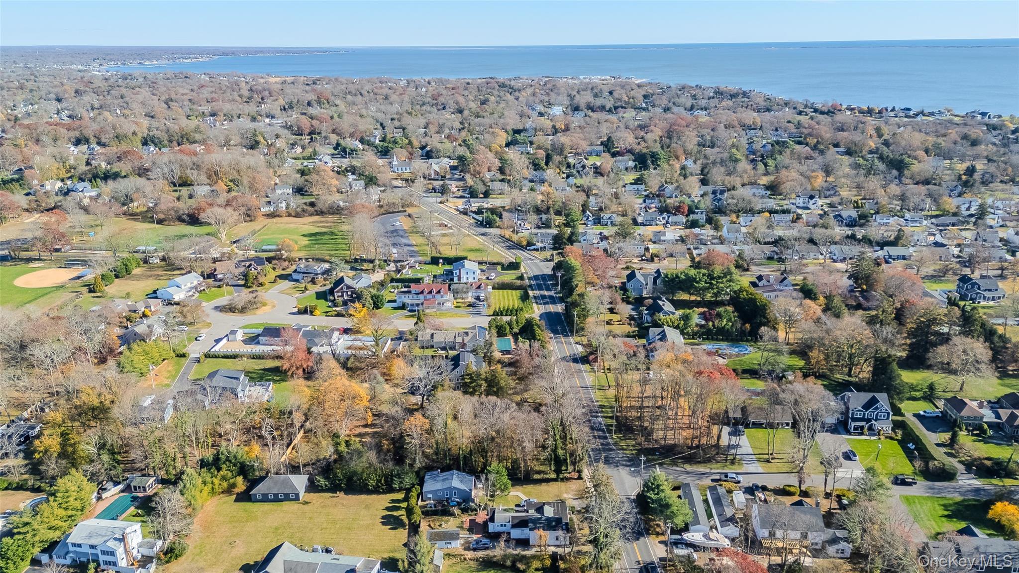 Single Family Middle Suffolk County, NY 11705, MLS-937714-45