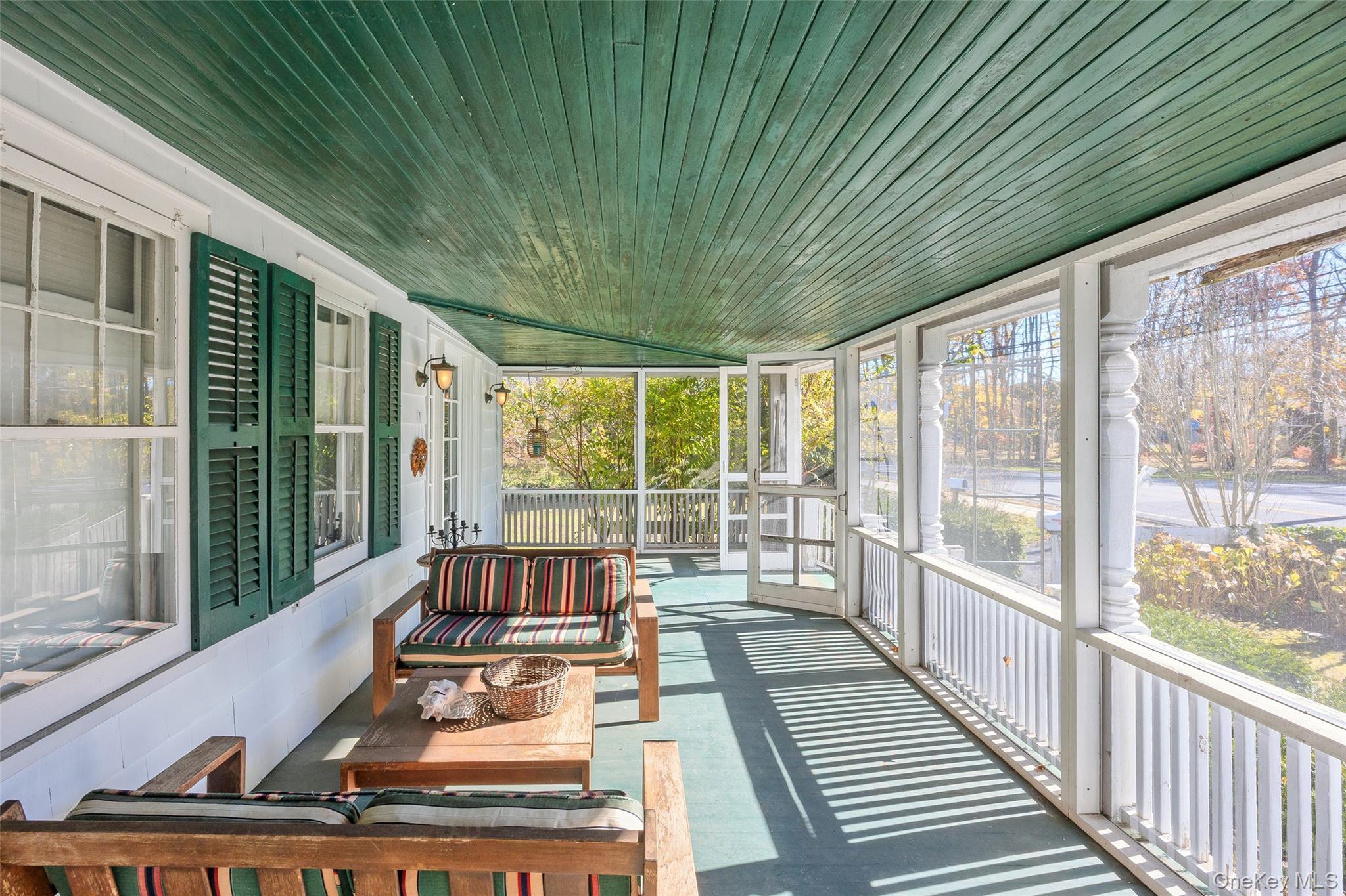 Single Family Middle Suffolk County, NY 11705, MLS-937714-6