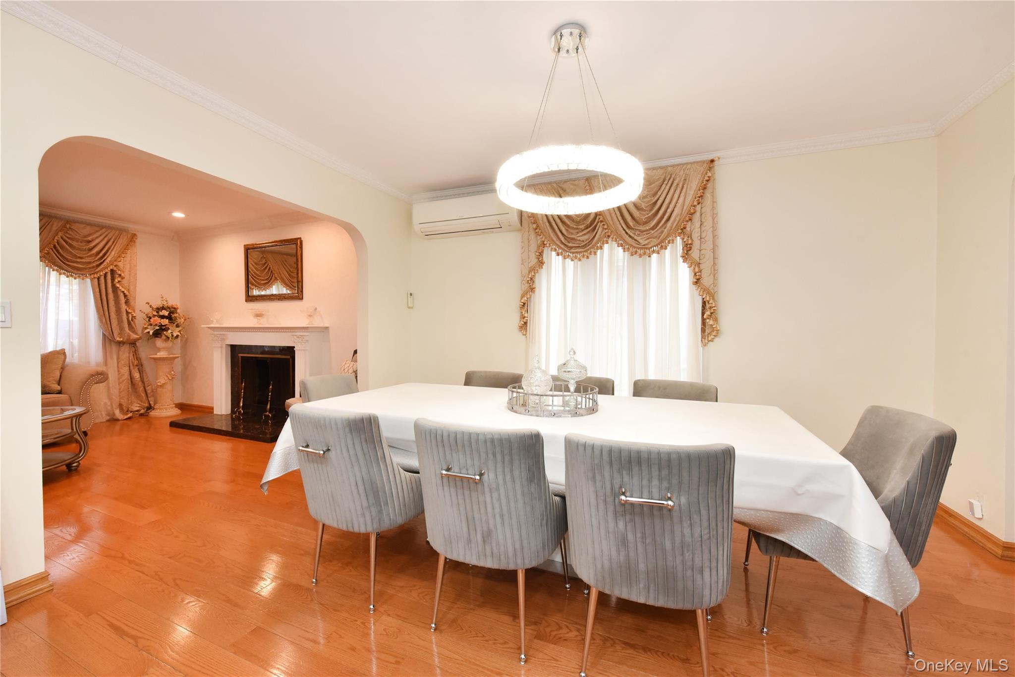 Single Family 212th Queens, NY 11427, MLS-937721-13