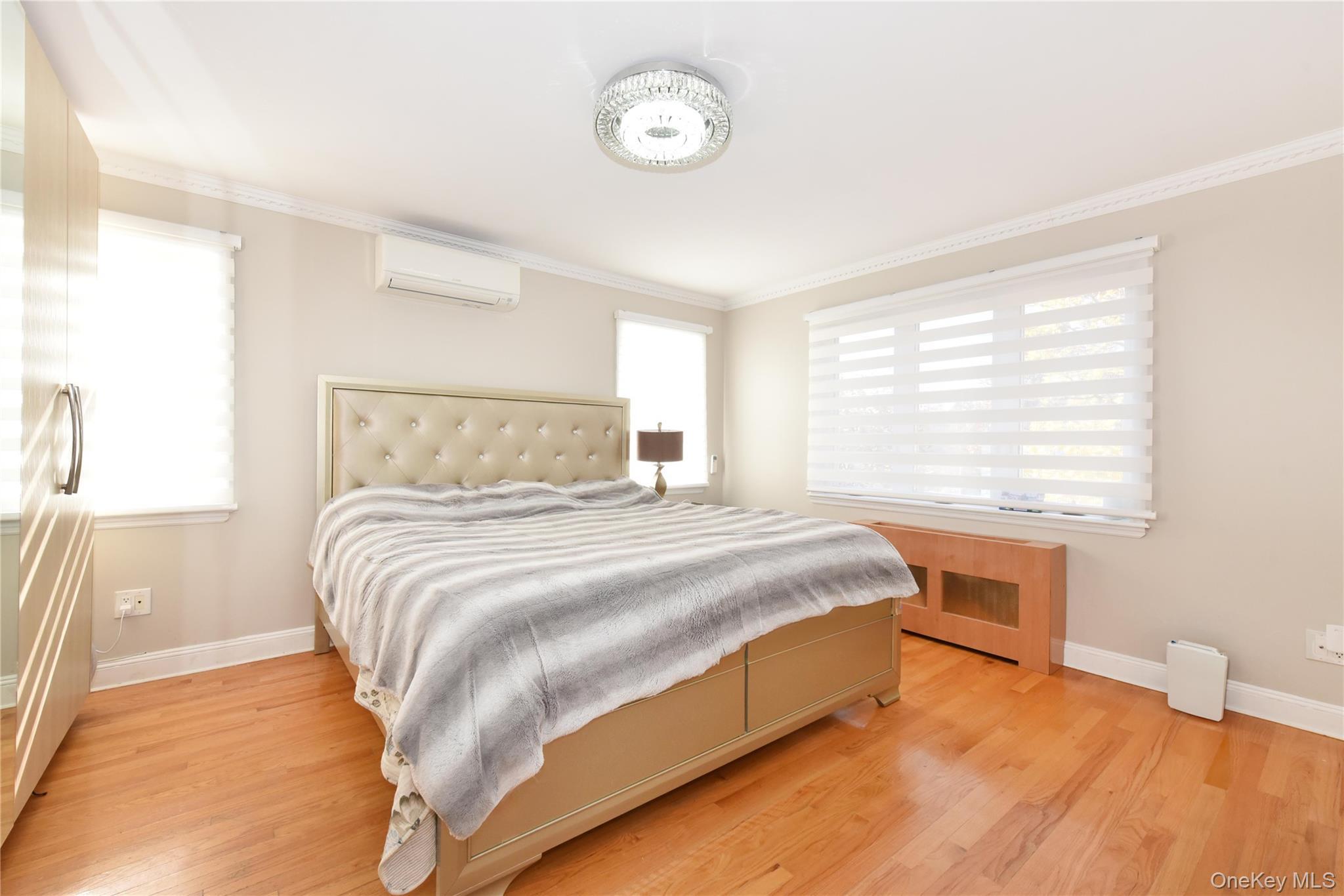 Single Family 212th Queens, NY 11427, MLS-937721-22