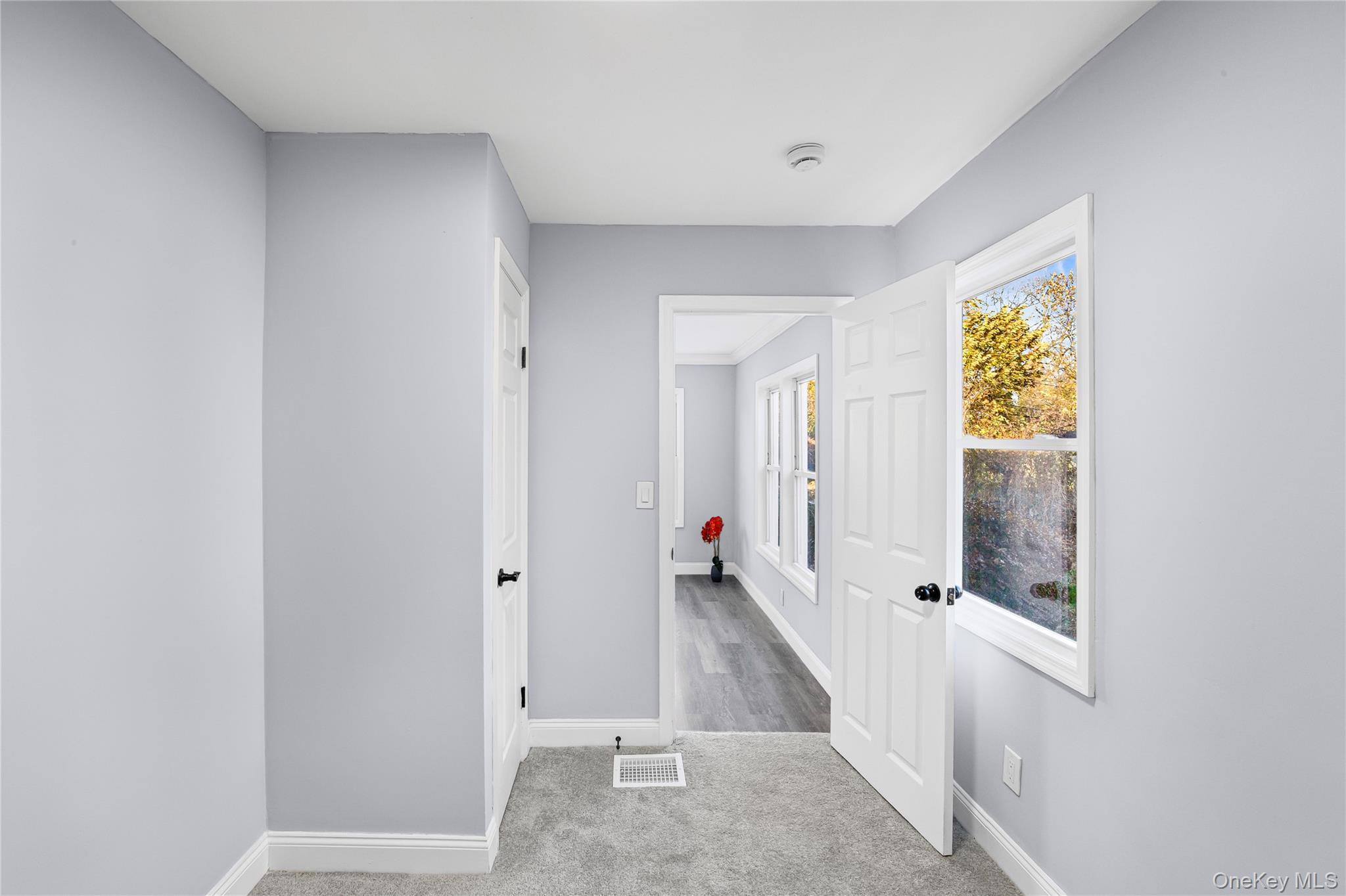 Single Family Somerset Suffolk County, NY 11701, MLS-937723-16