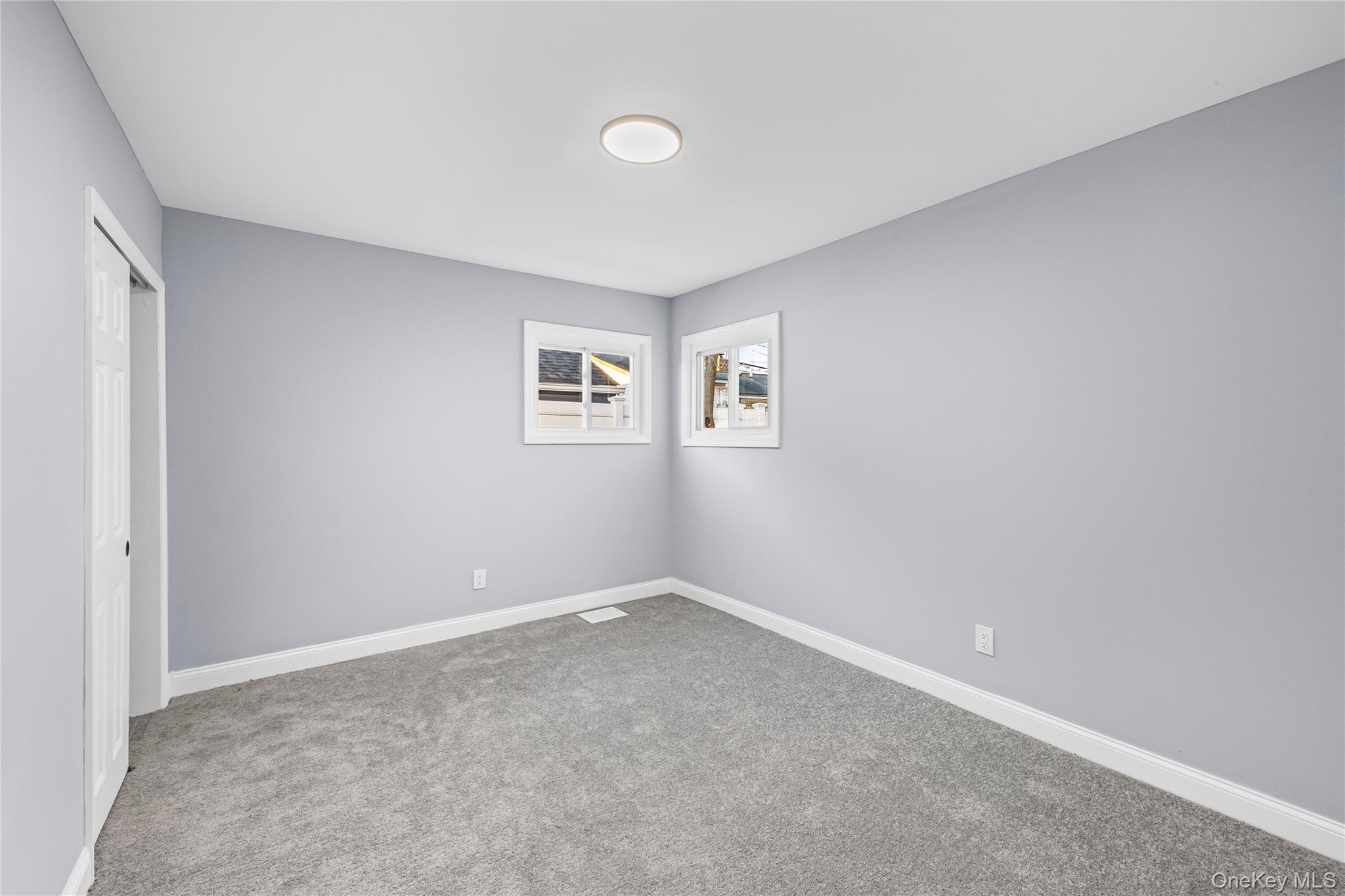 Single Family Somerset Suffolk County, NY 11701, MLS-937723-22