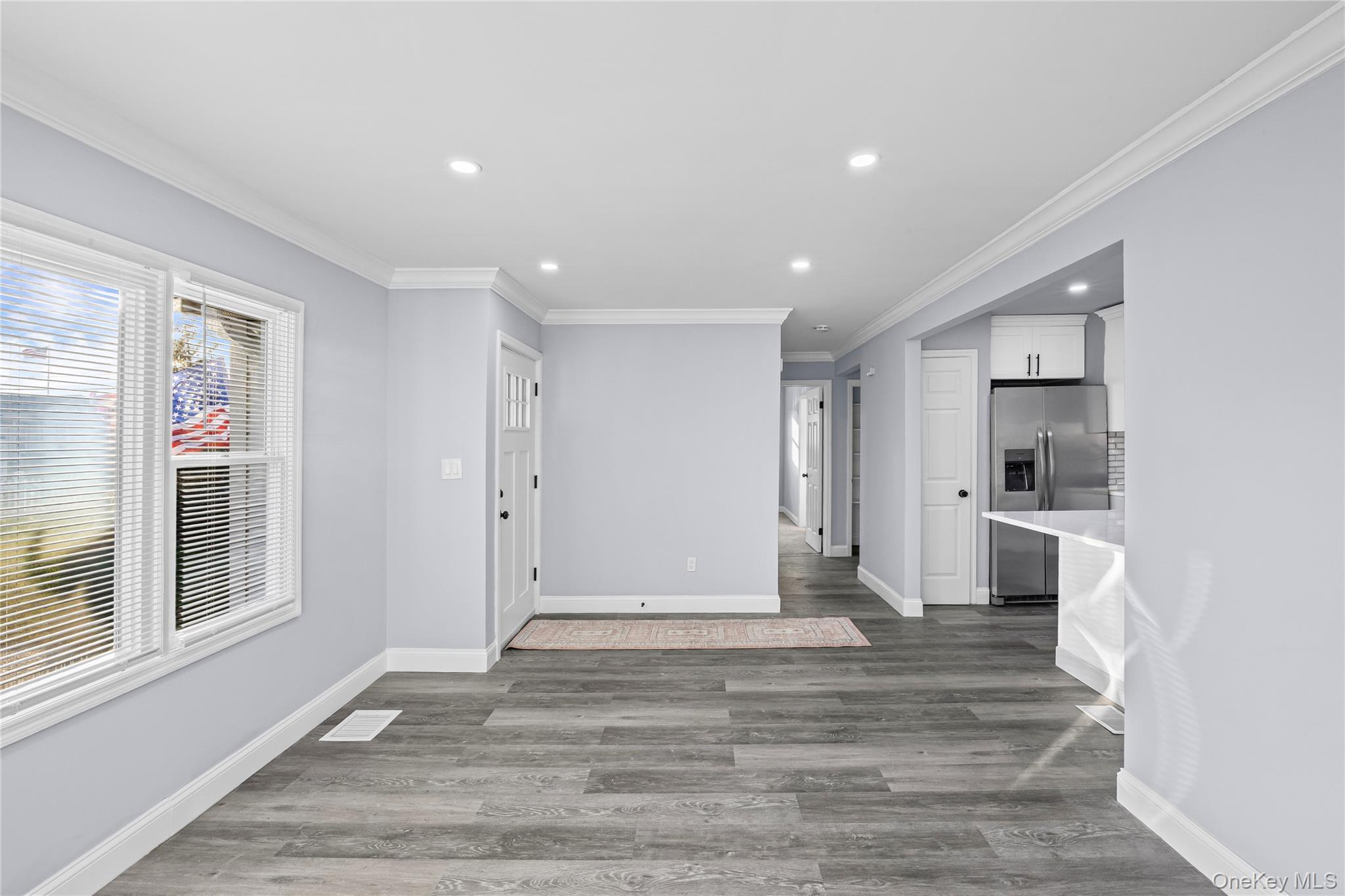 Single Family Somerset Suffolk County, NY 11701, MLS-937723-5