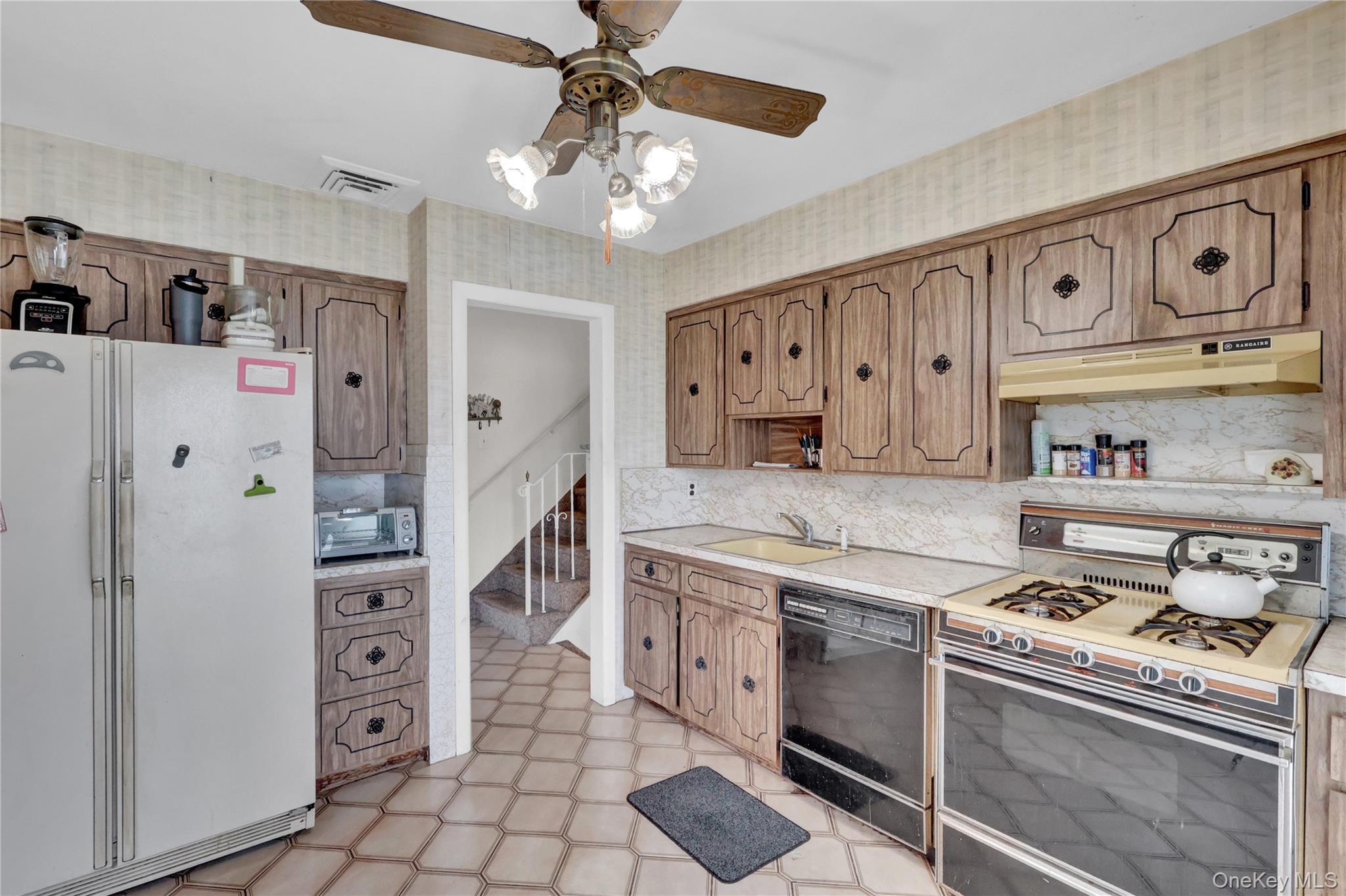 Single Family 24th  Suffolk County, NY 11729, MLS-937724-13