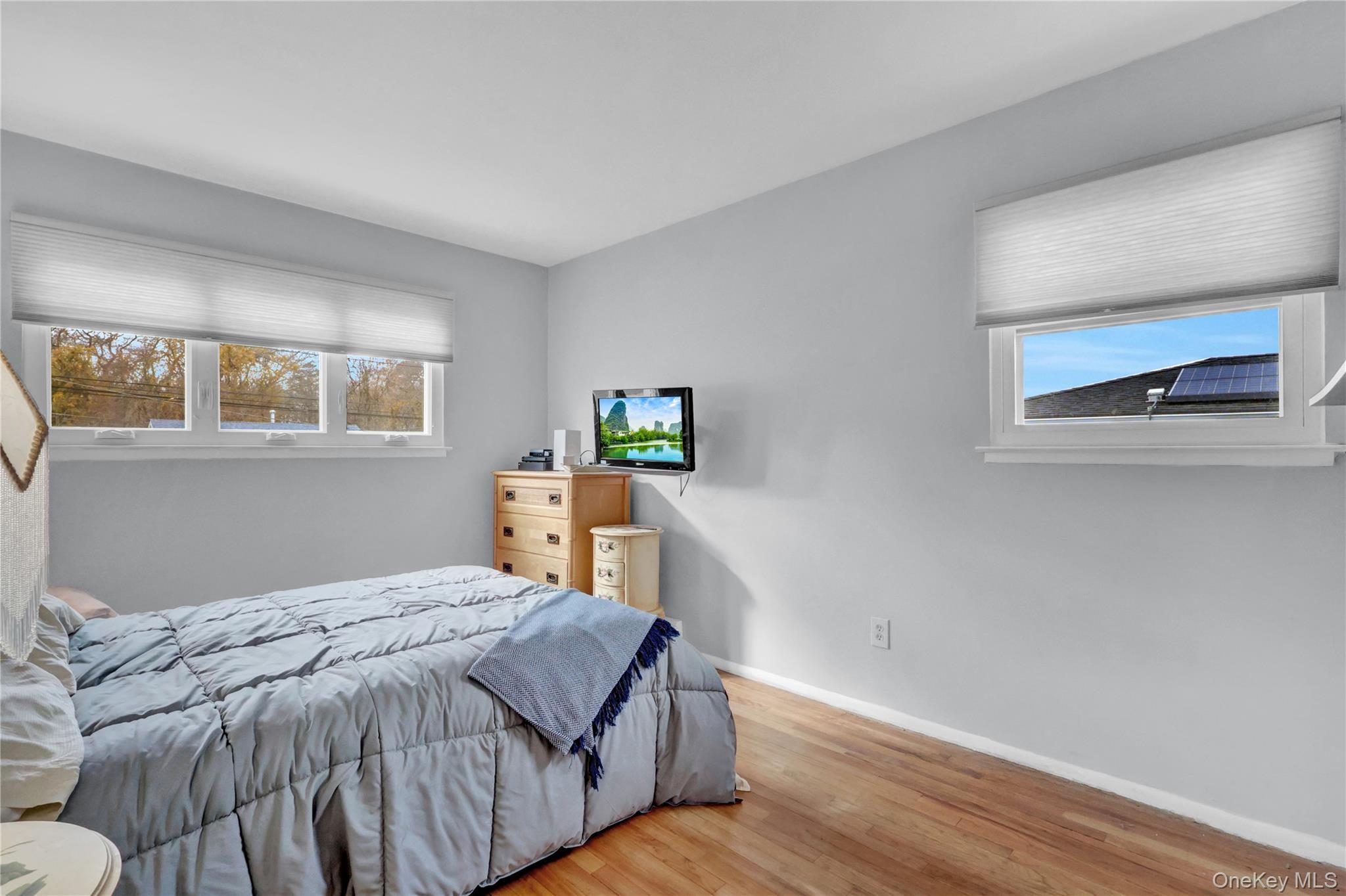 Single Family 24th  Suffolk County, NY 11729, MLS-937724-15