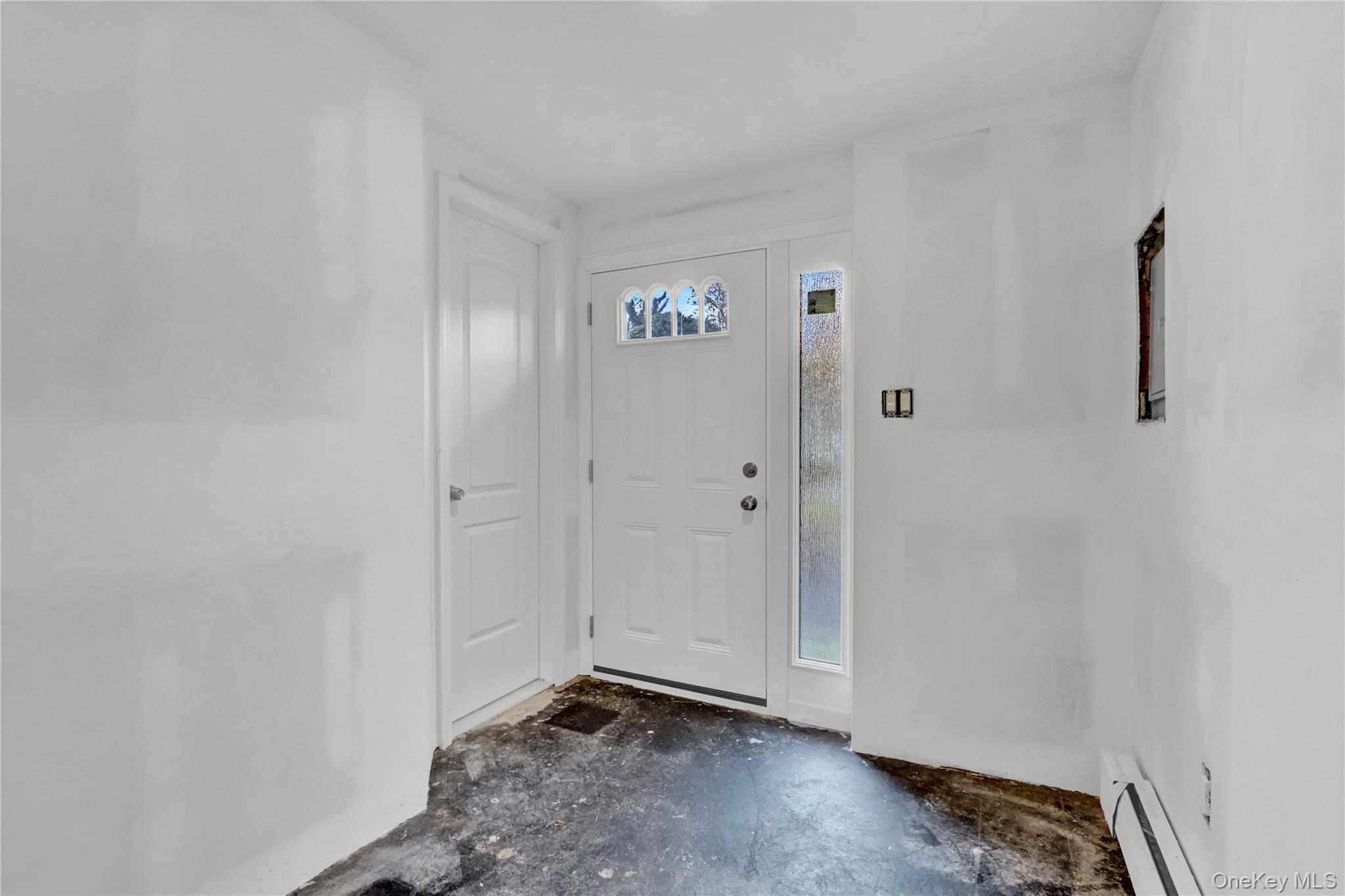 Single Family 24th  Suffolk County, NY 11729, MLS-937724-21