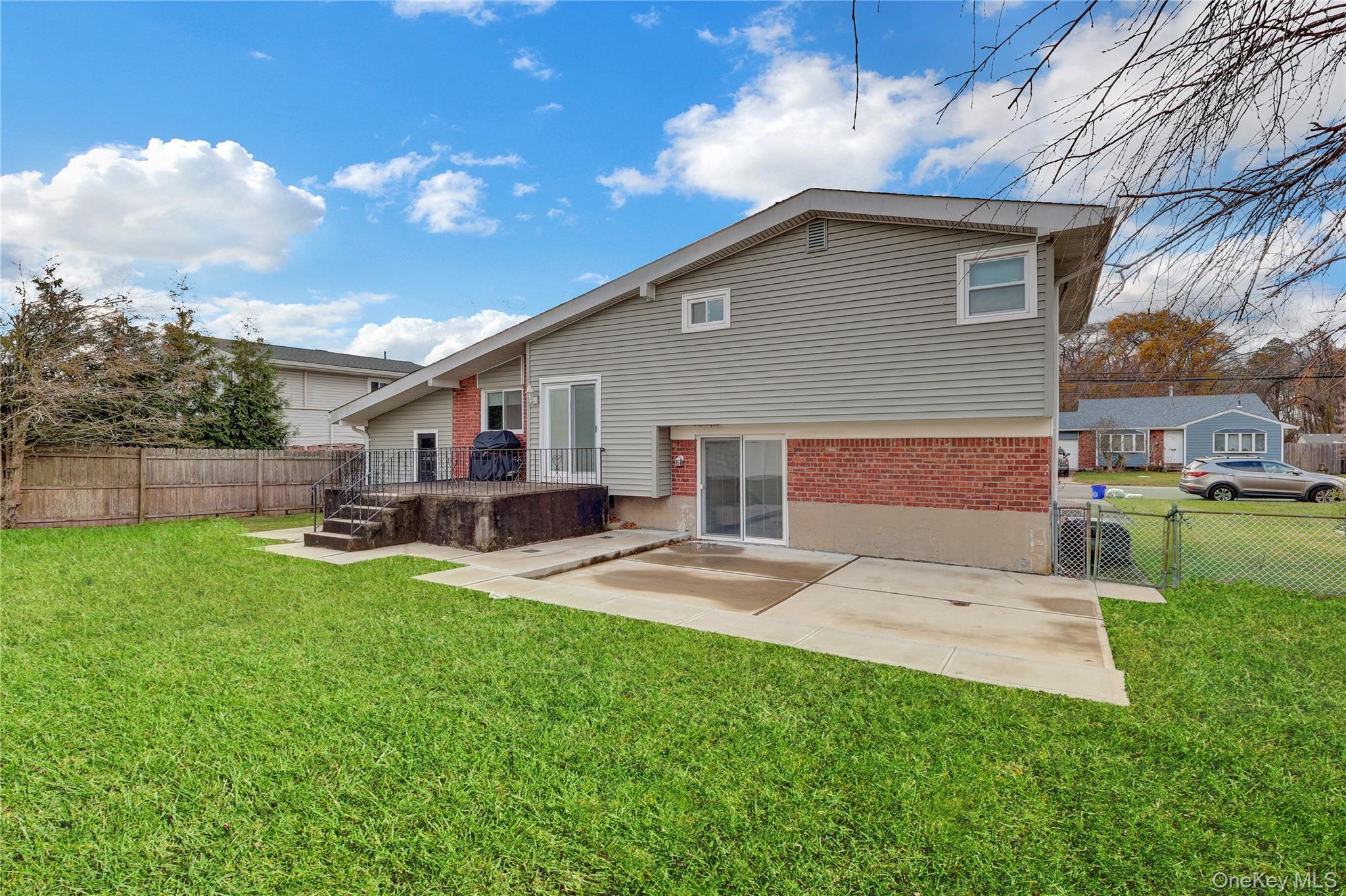 Single Family 24th  Suffolk County, NY 11729, MLS-937724-26