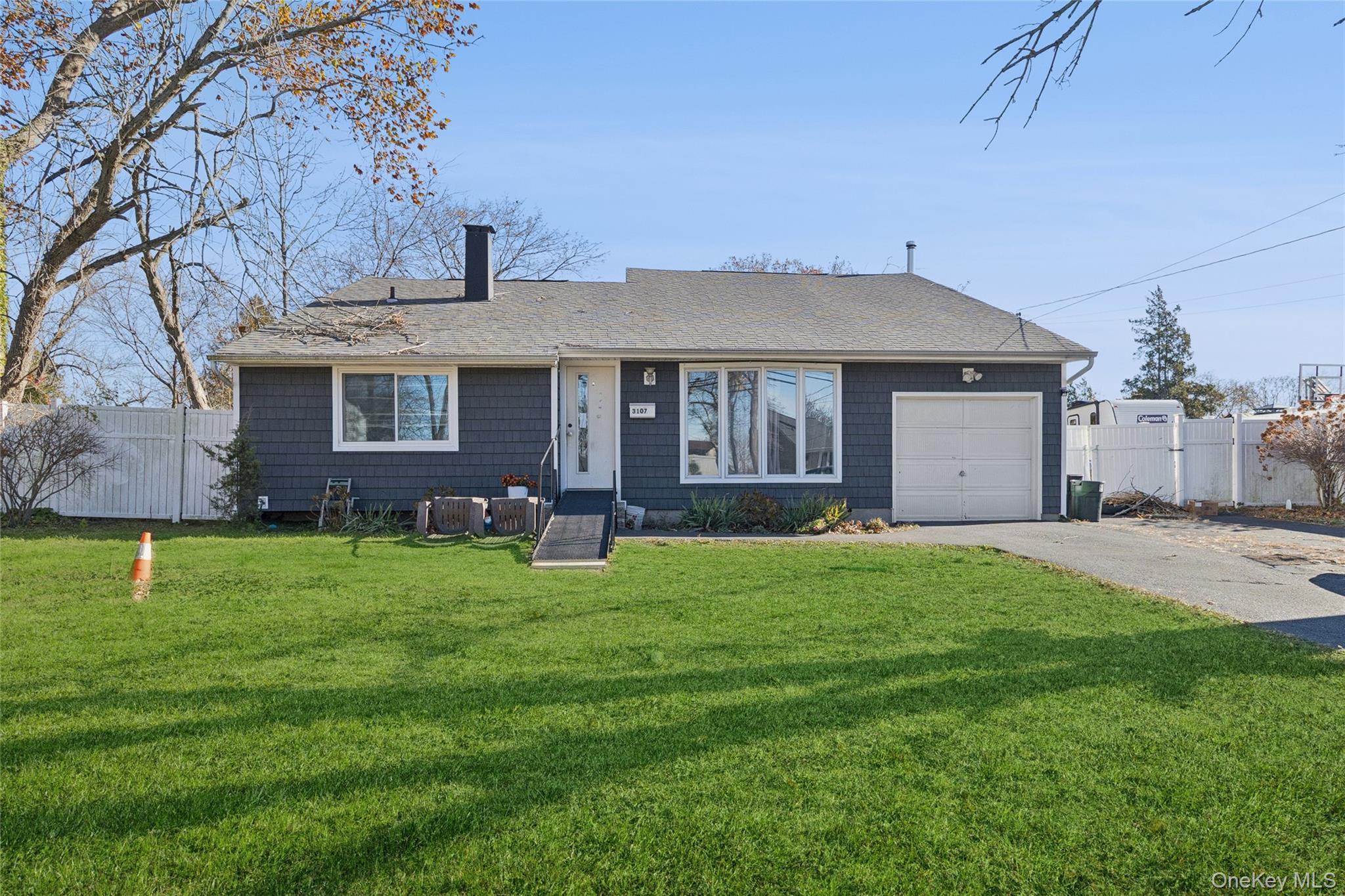 Single Family Chestnut Suffolk County, NY 11763, MLS-937729-2