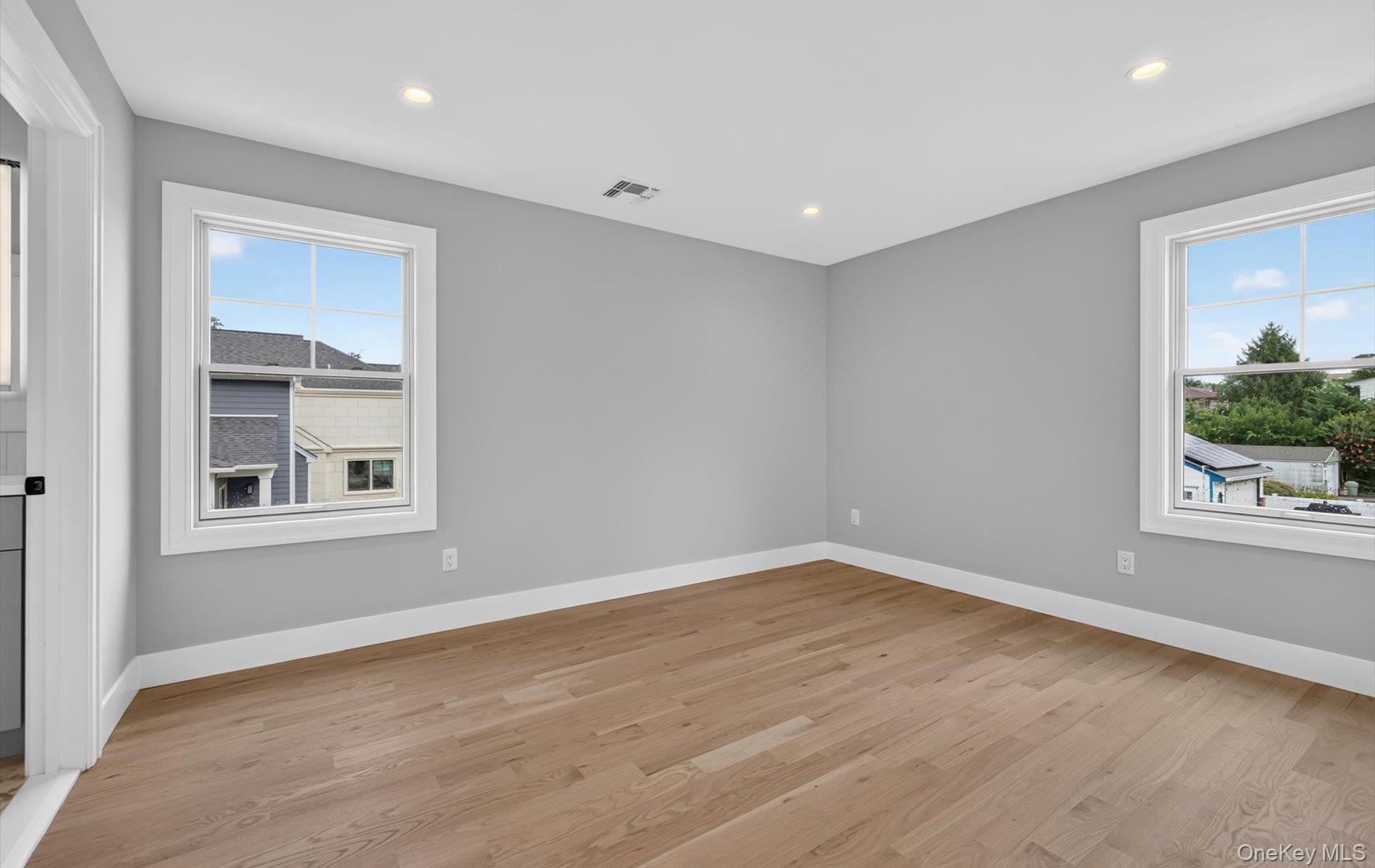 Single Family San Juan Avenue  Nassau County, NY 11507, MLS-937731-28