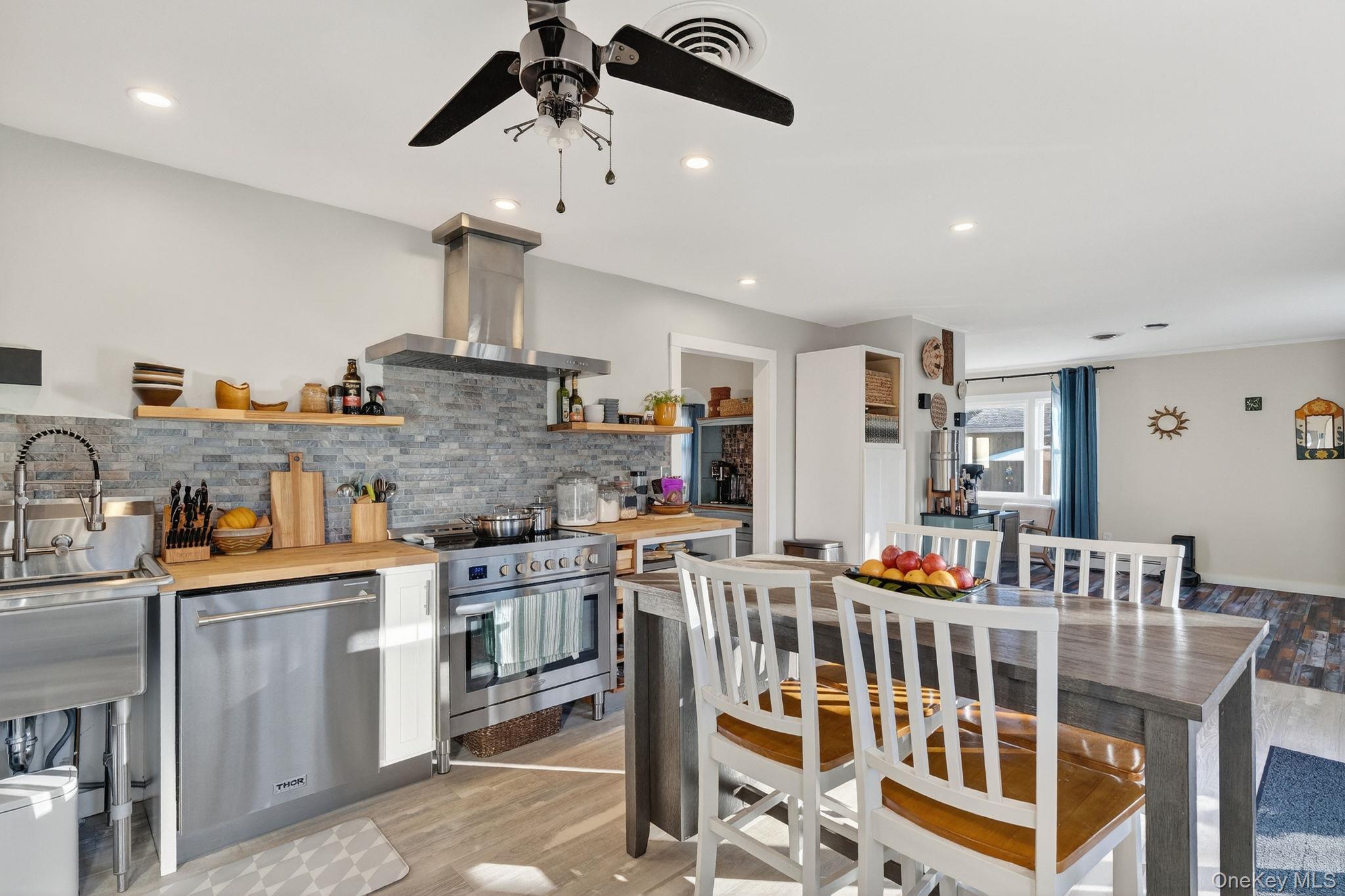 Single Family Closs  Dutchess County, NY 12572, MLS-937748-16