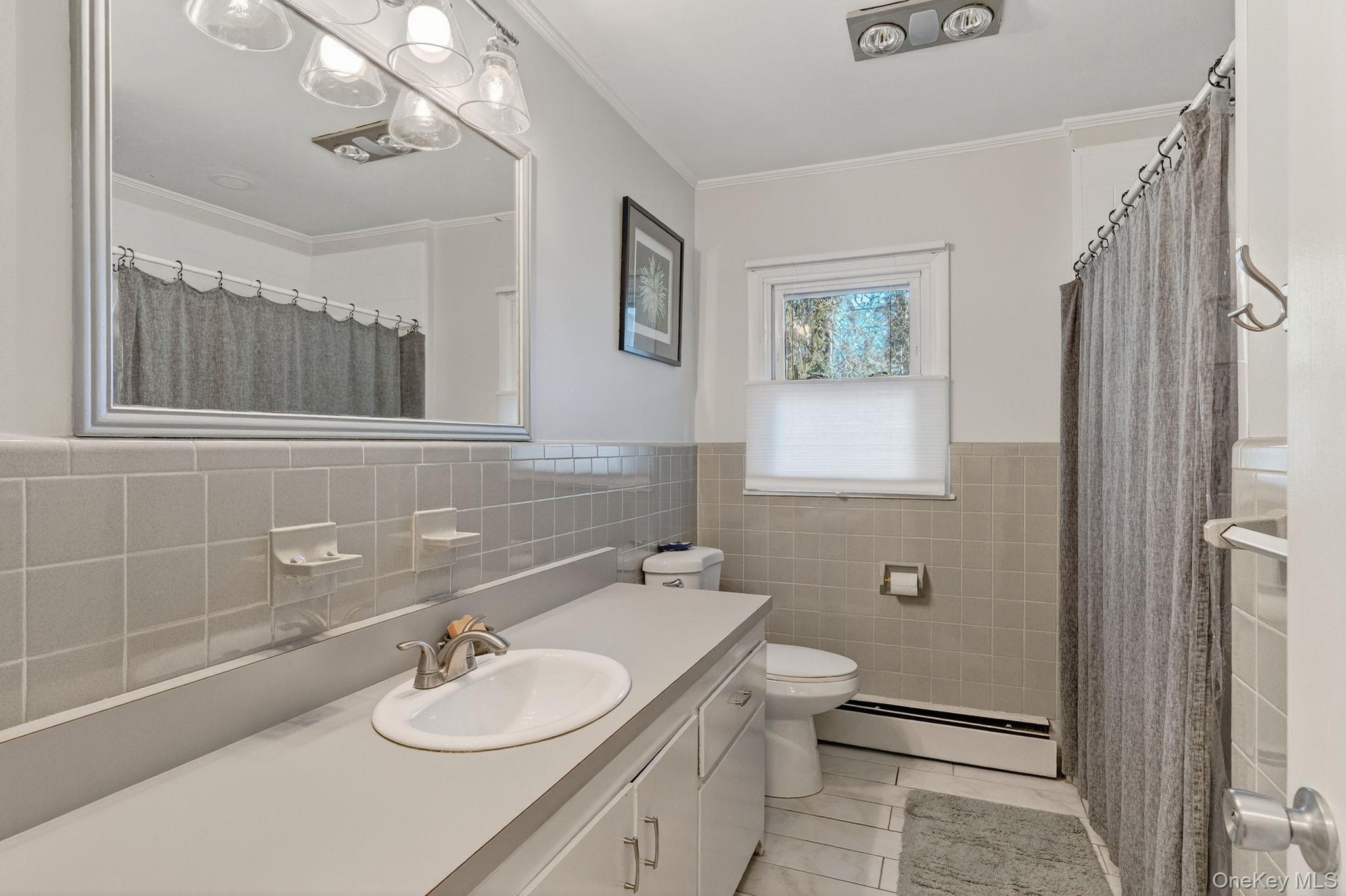 Single Family Closs  Dutchess County, NY 12572, MLS-937748-23