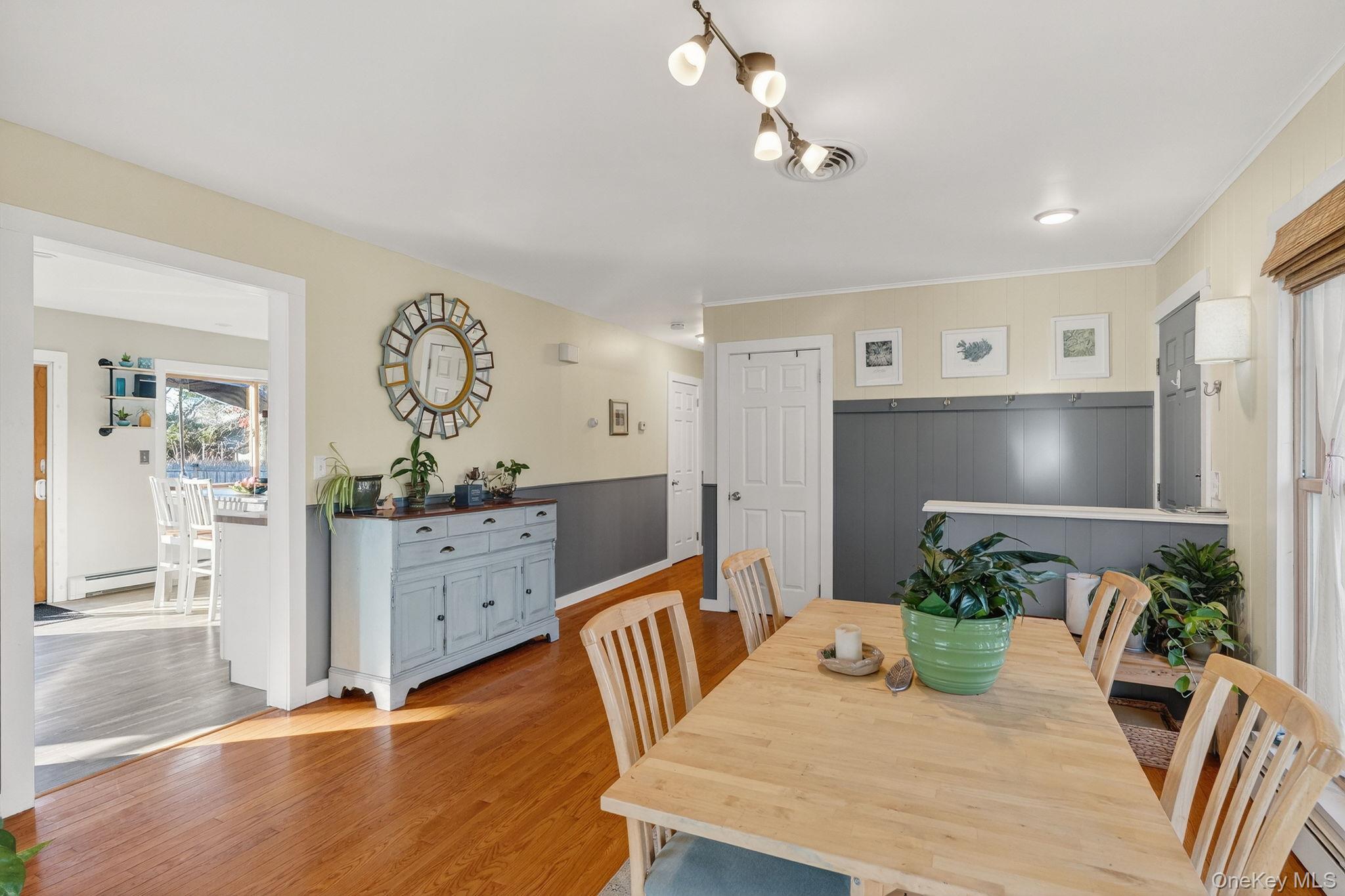 Single Family Closs  Dutchess County, NY 12572, MLS-937748-8