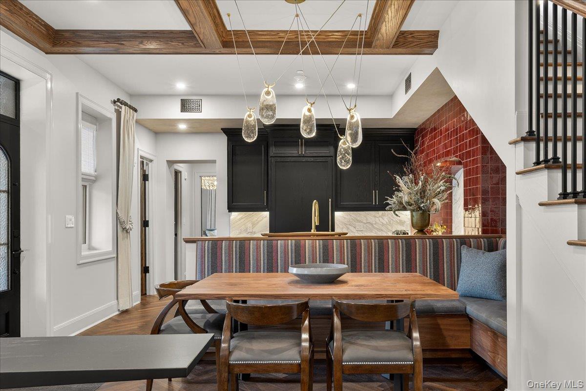 Condo Regent  Out Of Area, NY 12866, MLS-937773-10